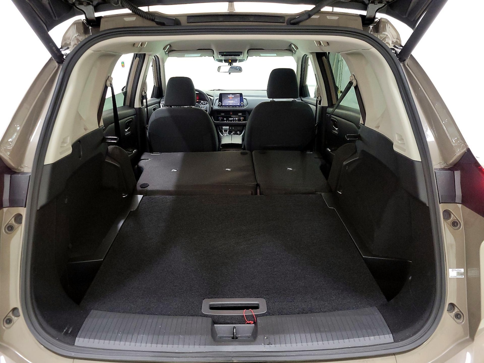 2025 Nissan Rogue SV - Photo 22