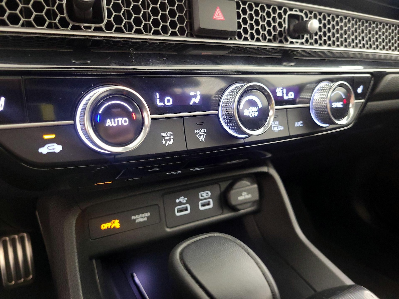 2022 Honda Civic Hatchback Sport Touring - Photo 18