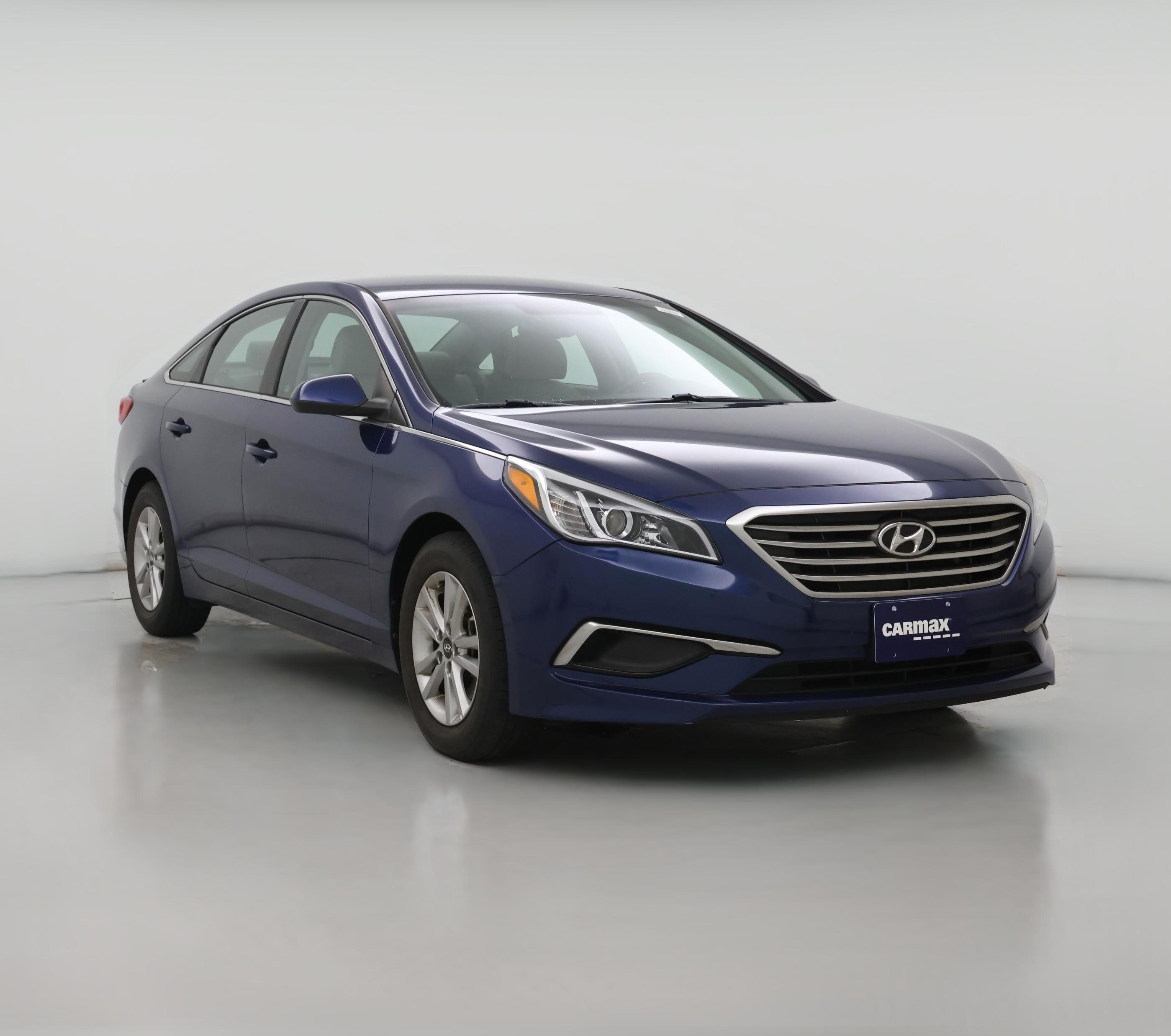 Thumbnail: 2016 Hyundai Sonata - 1