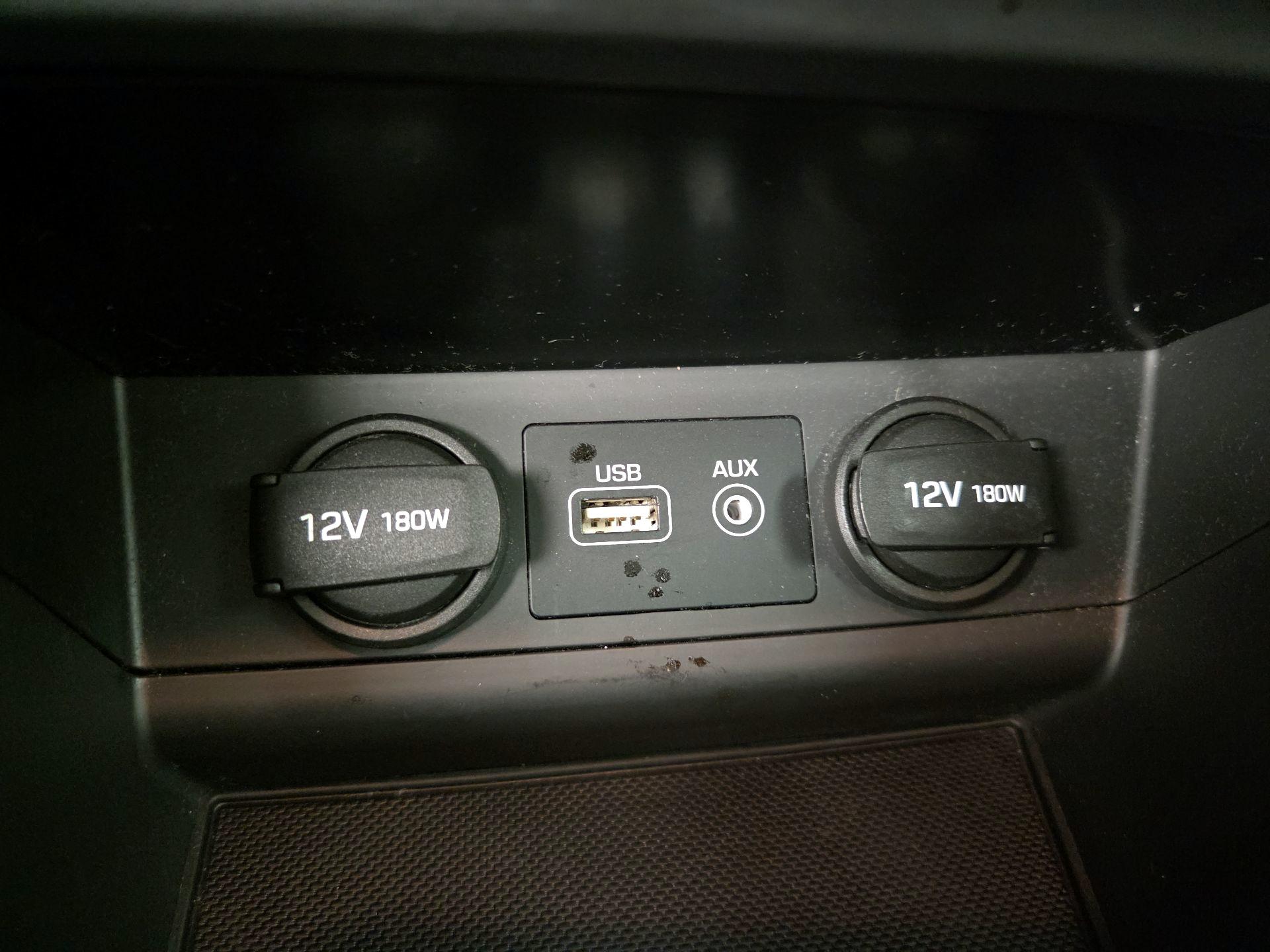 Thumbnail: 2016 Hyundai Sonata - 18