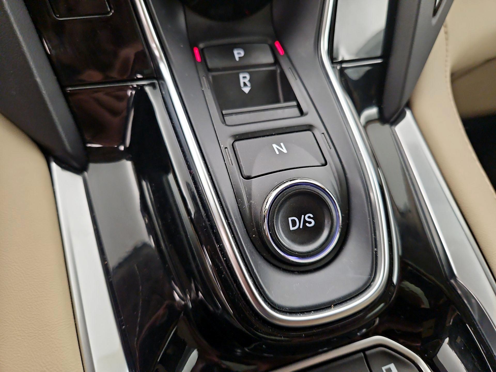 Thumbnail: 2023 Acura RDX - 17