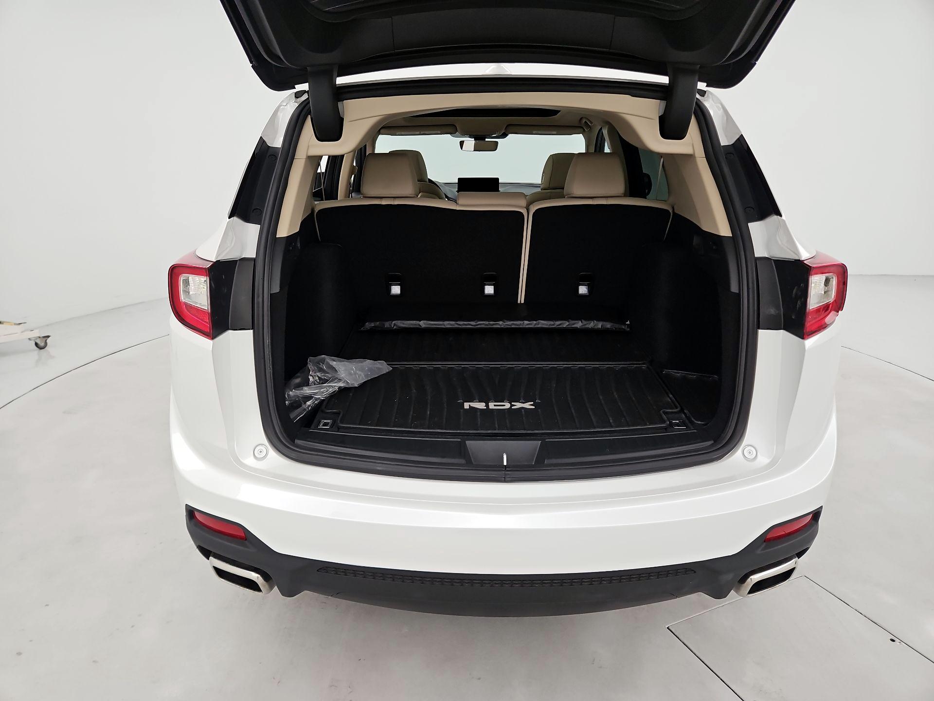 Thumbnail: 2023 Acura RDX - 20