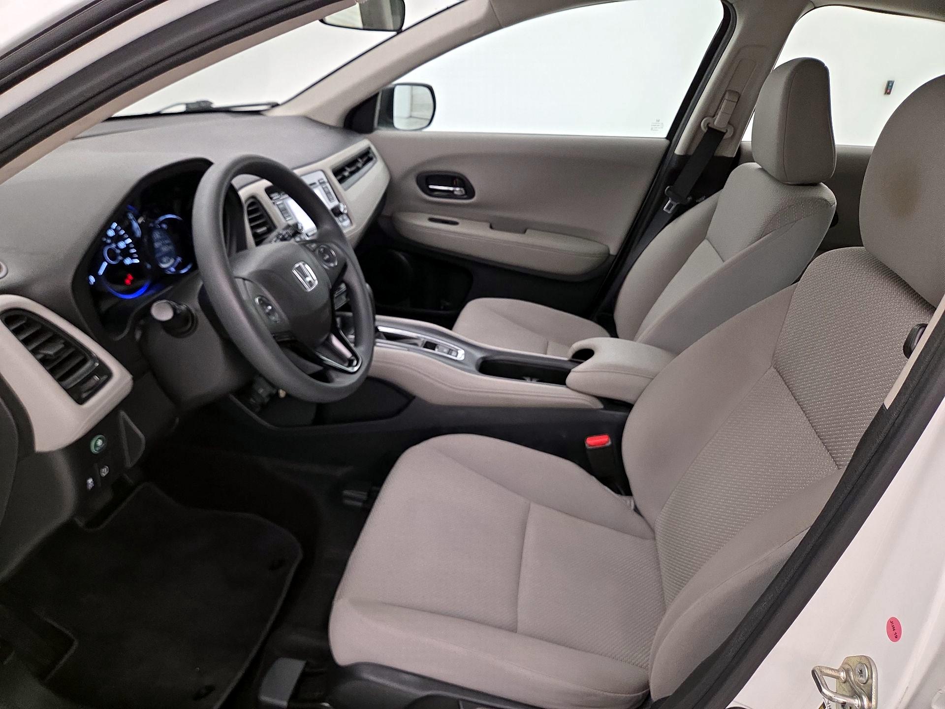 Thumbnail: 2017 Honda HR-V - 11