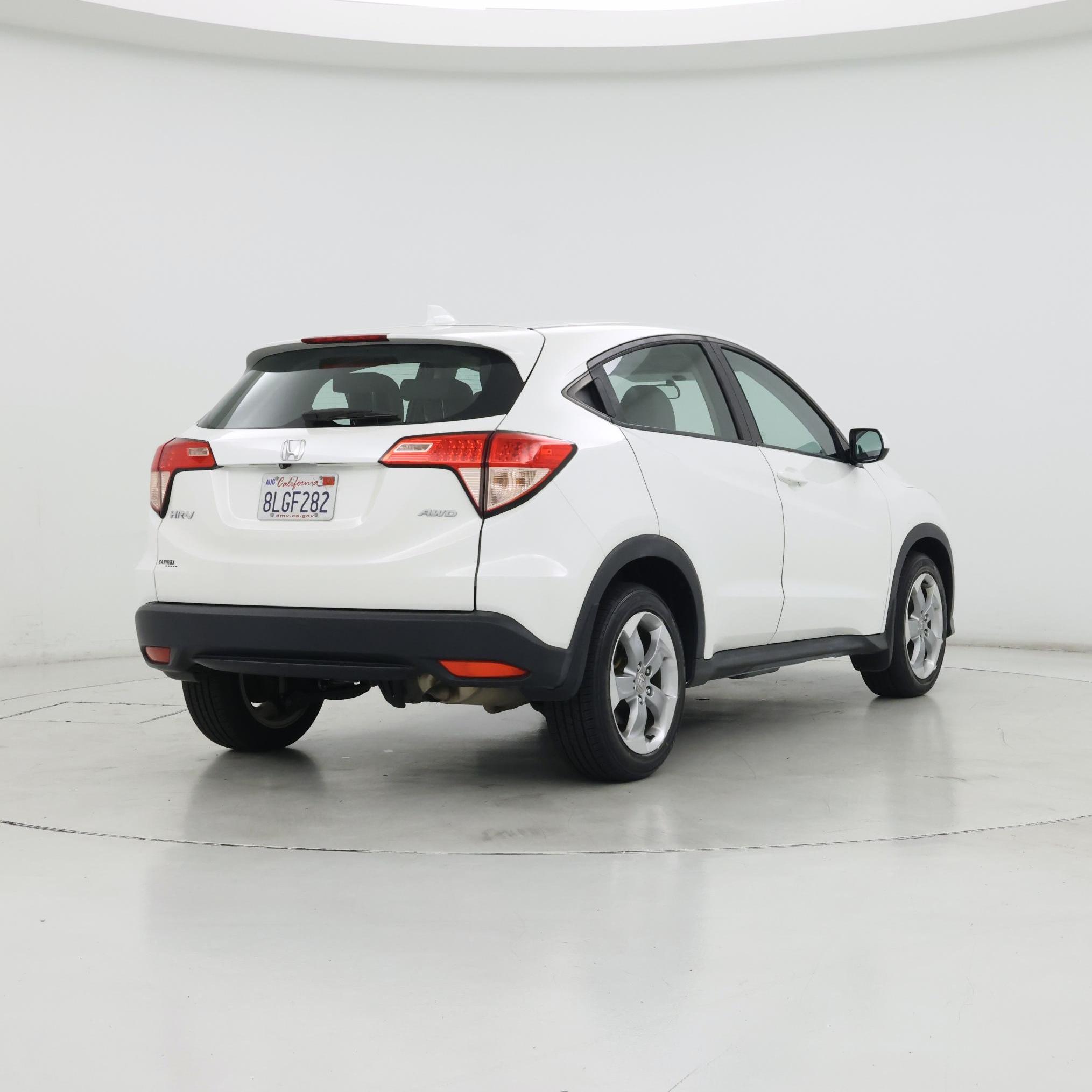 Thumbnail: 2017 Honda HR-V - 8
