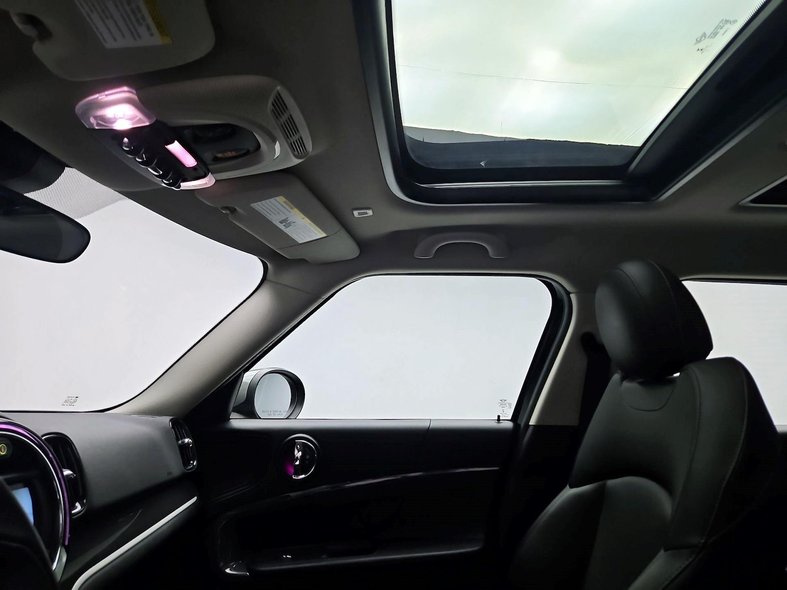 2020 MINI Countryman S - Photo 19