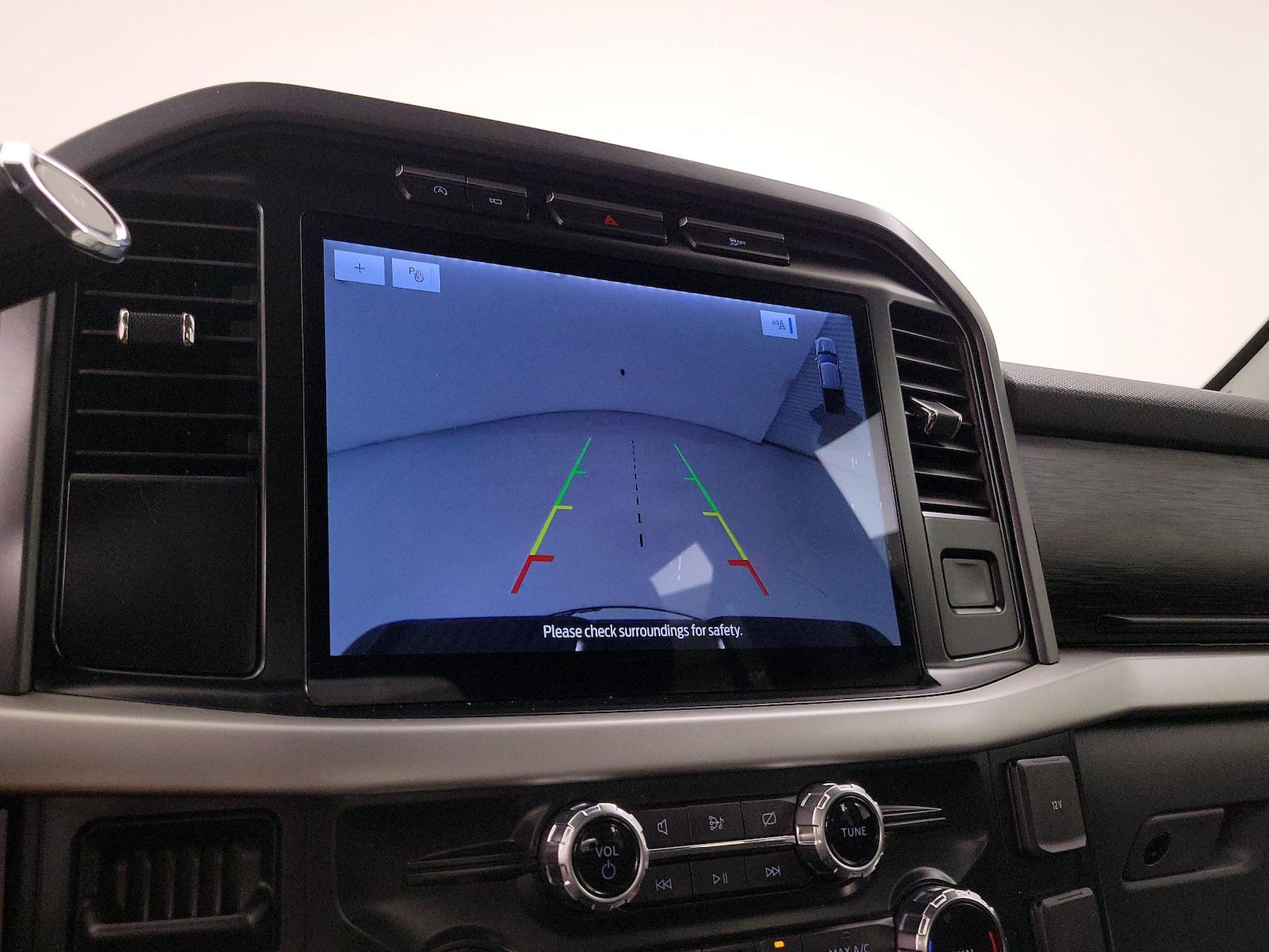 2022 Ford F-150 XLT - Photo 15
