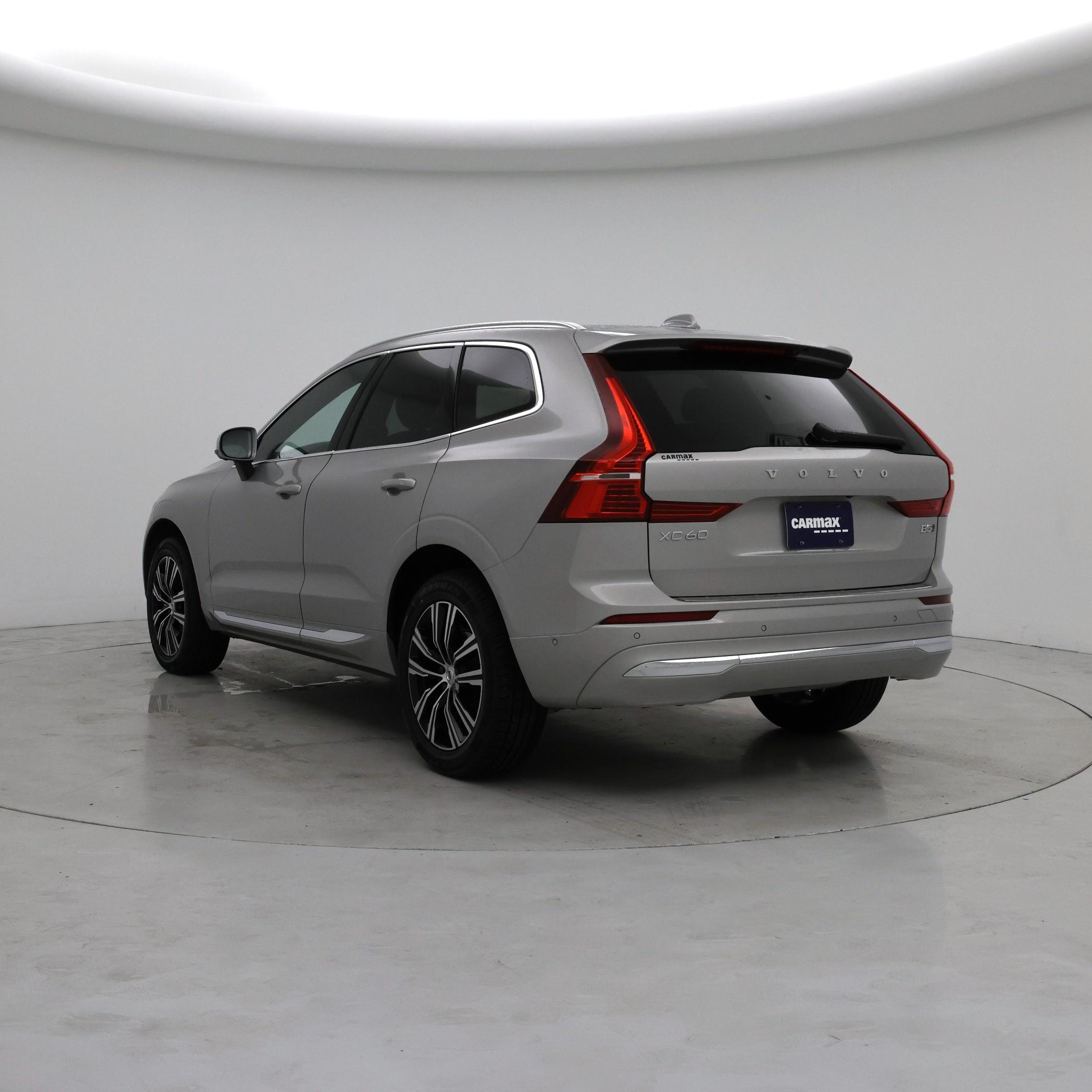 Thumbnail: 2022 Volvo XC60 - 2