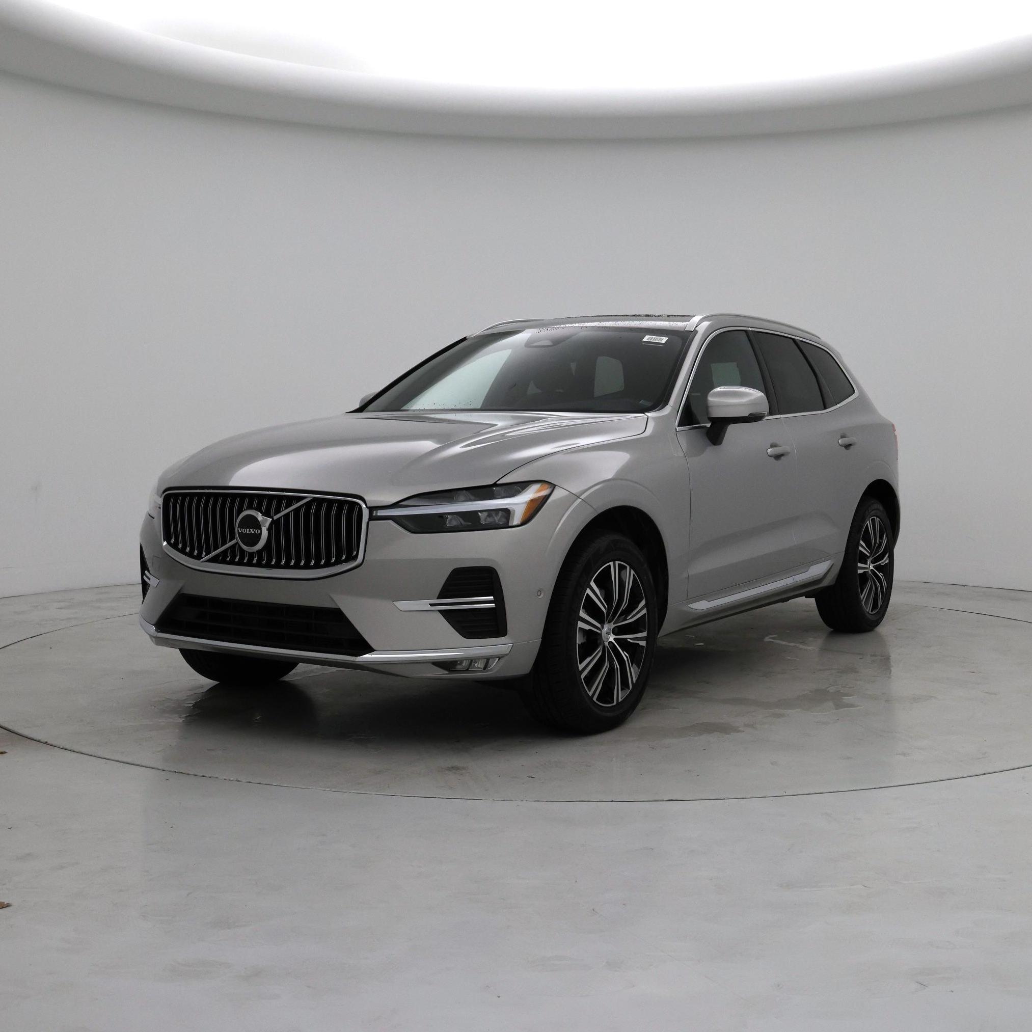 Thumbnail: 2022 Volvo XC60 - 4