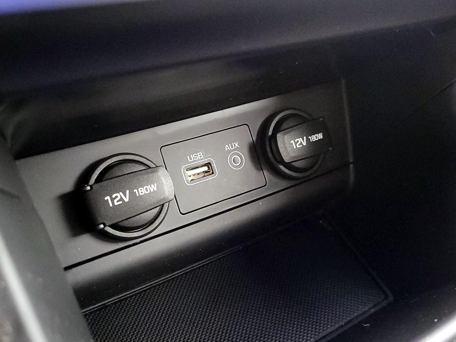 Thumbnail: 2016 Hyundai Sonata - 19
