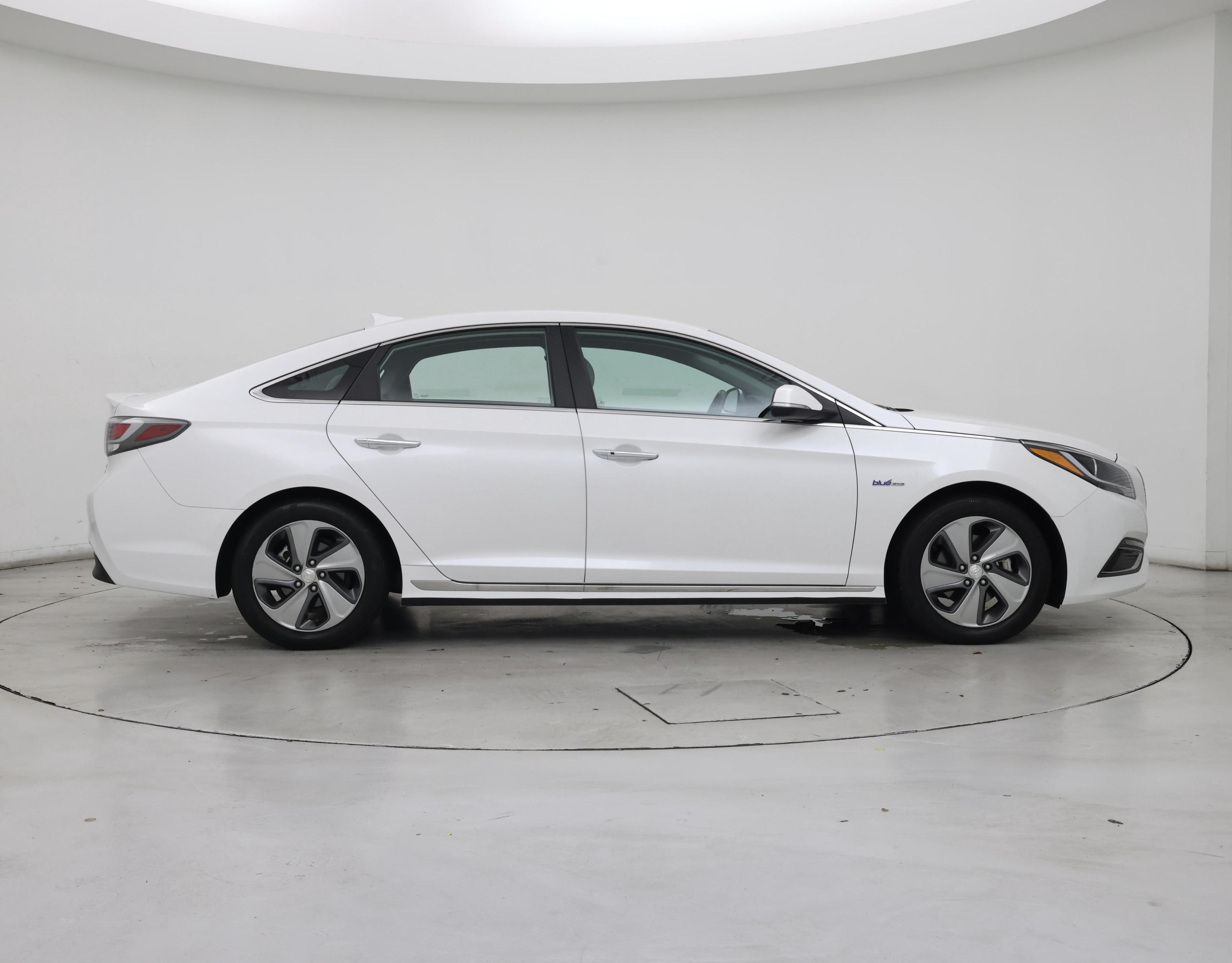 Thumbnail: 2016 Hyundai Sonata - 7