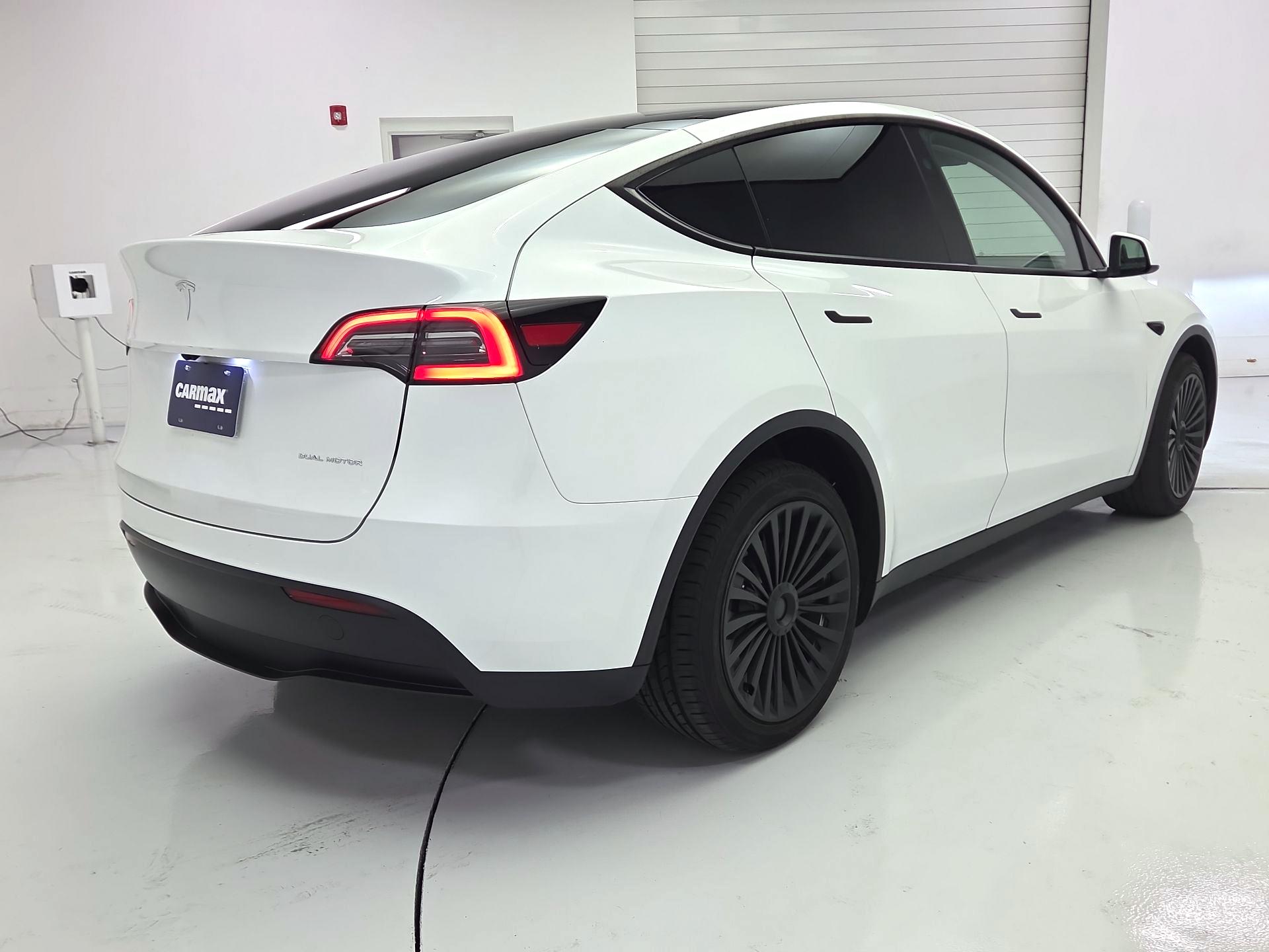 Thumbnail: 2024 Tesla Model Y - 5