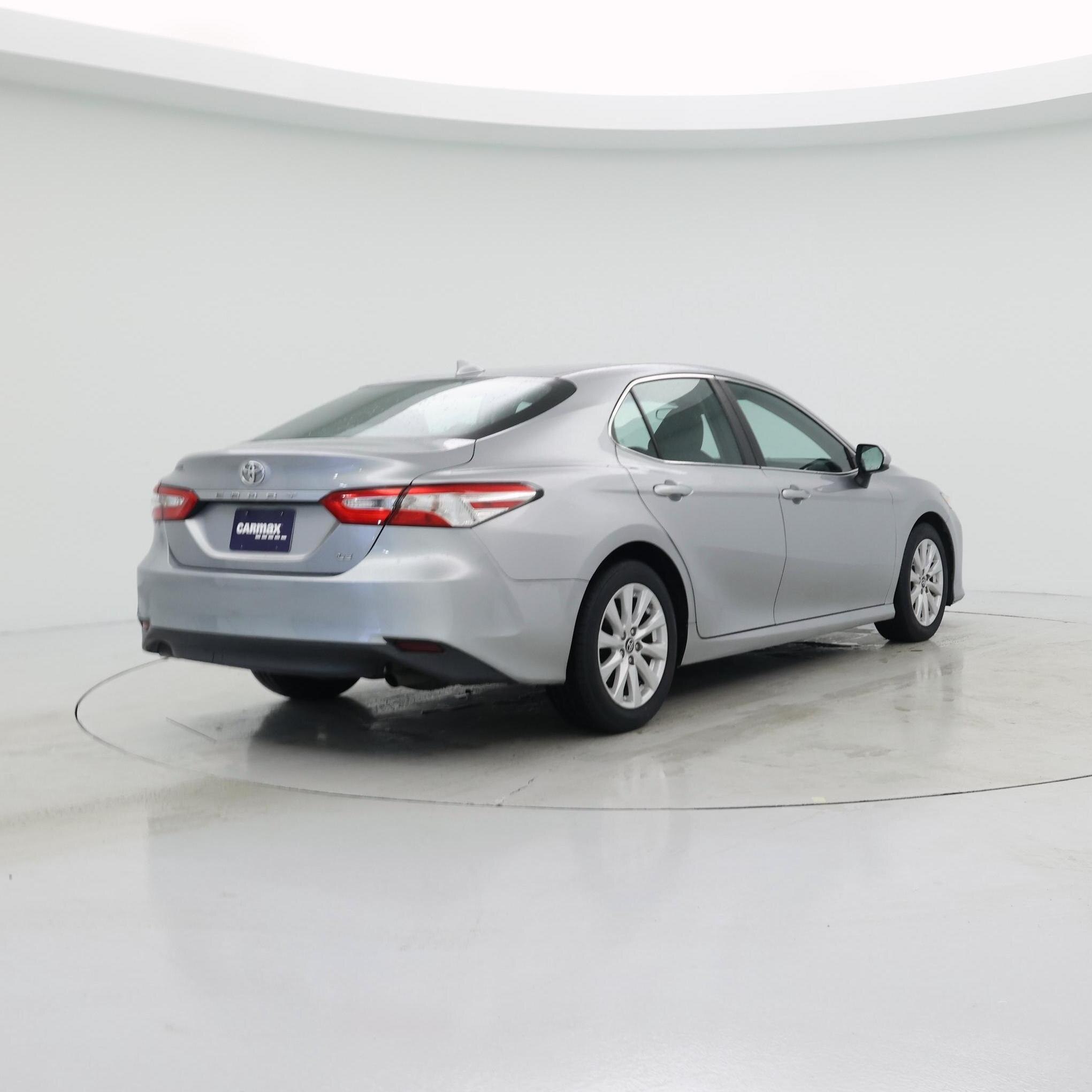 Thumbnail: 2019 Toyota Camry - 8