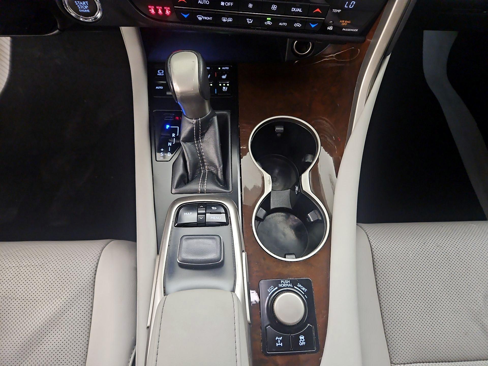 Thumbnail: 2019 Lexus RX - 18