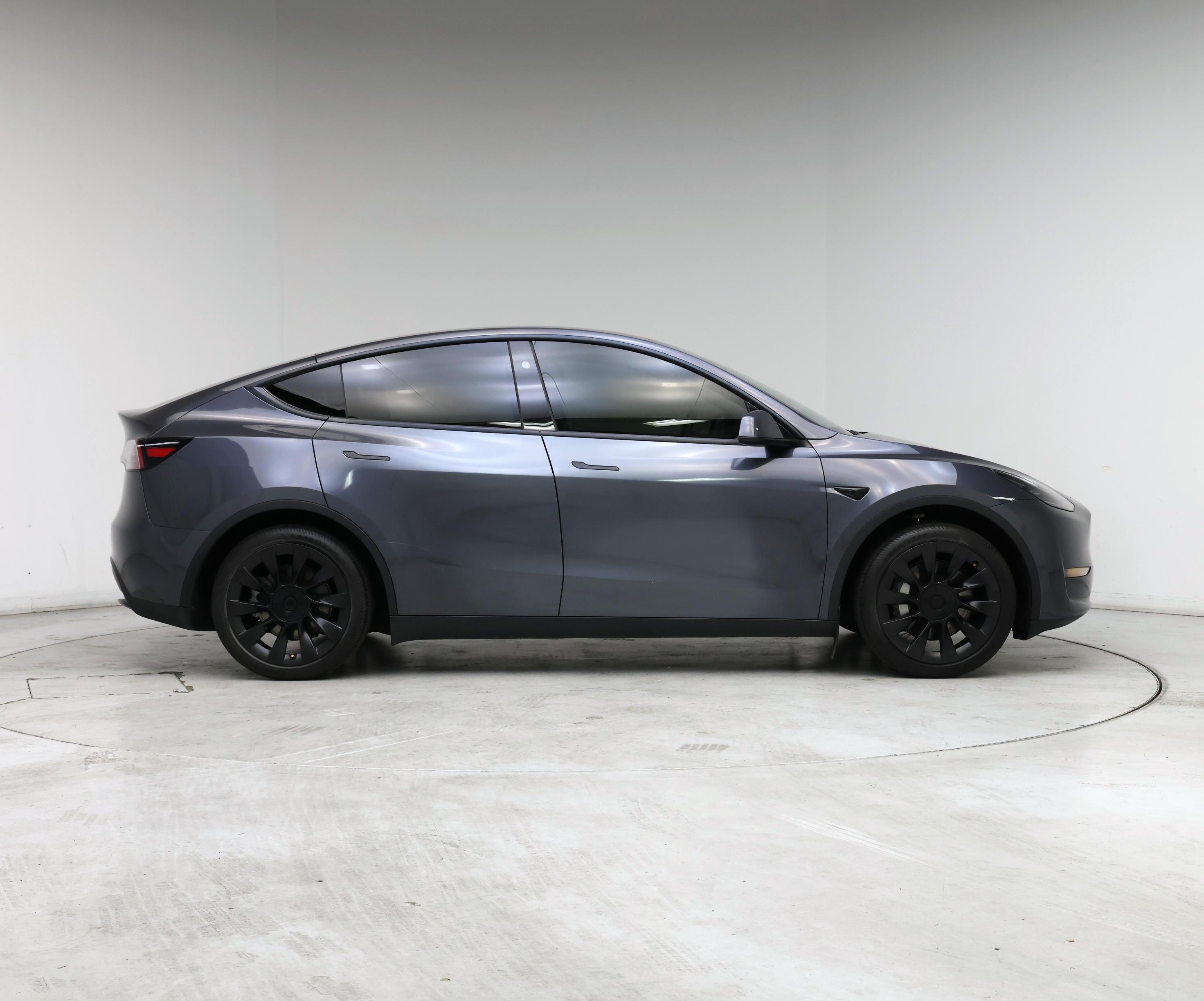 Thumbnail: 2023 Tesla Model Y - 7