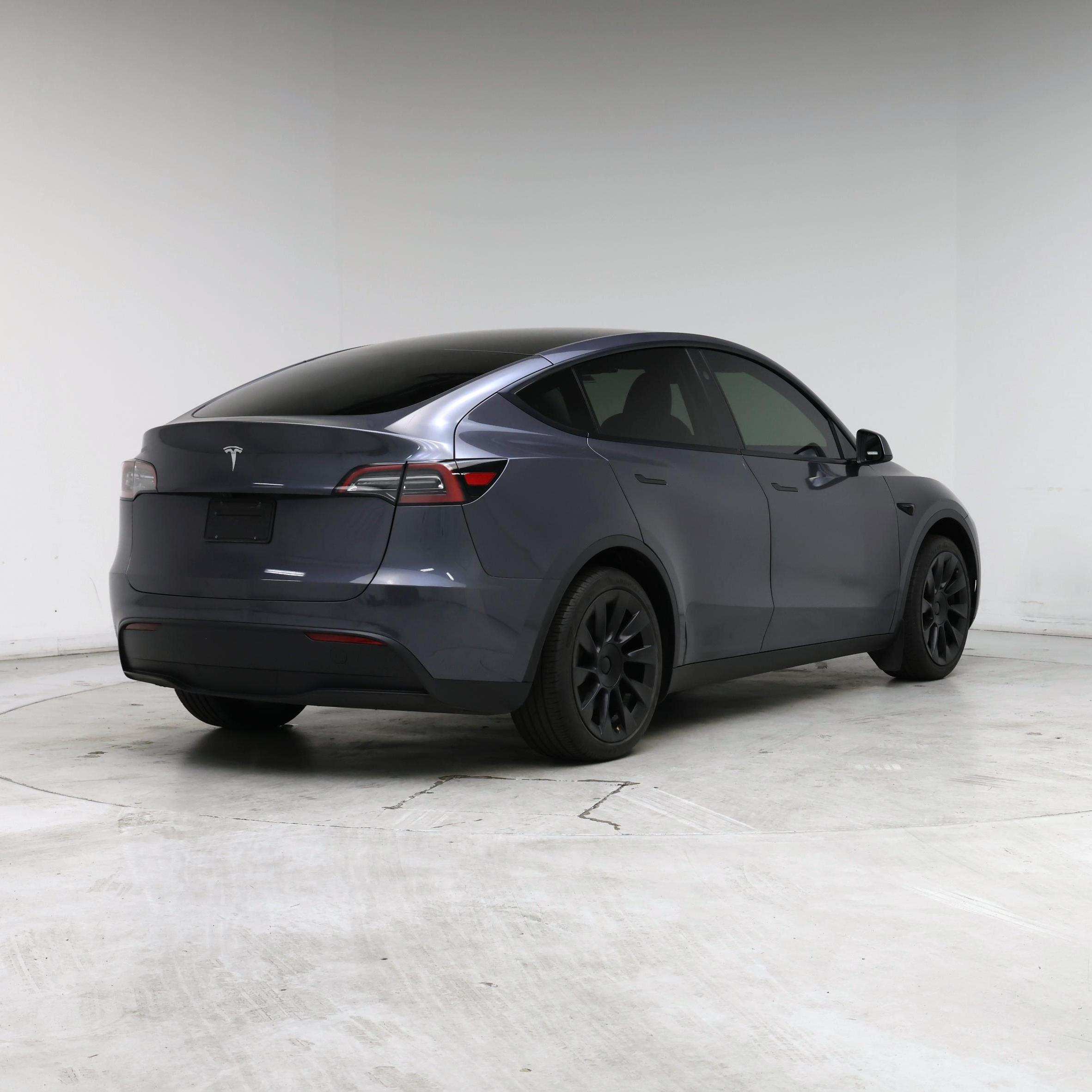 Thumbnail: 2023 Tesla Model Y - 8
