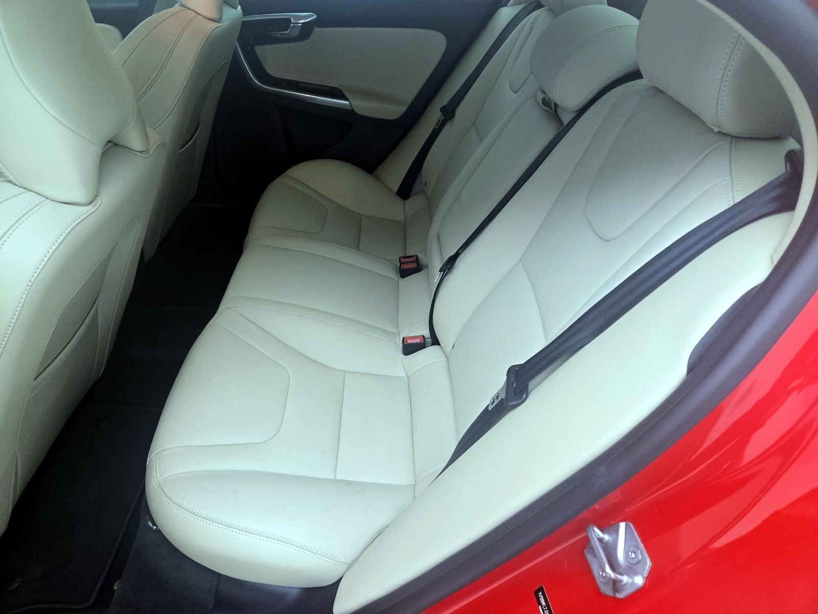 2018 Volvo S60 Dynamic - Photo 21