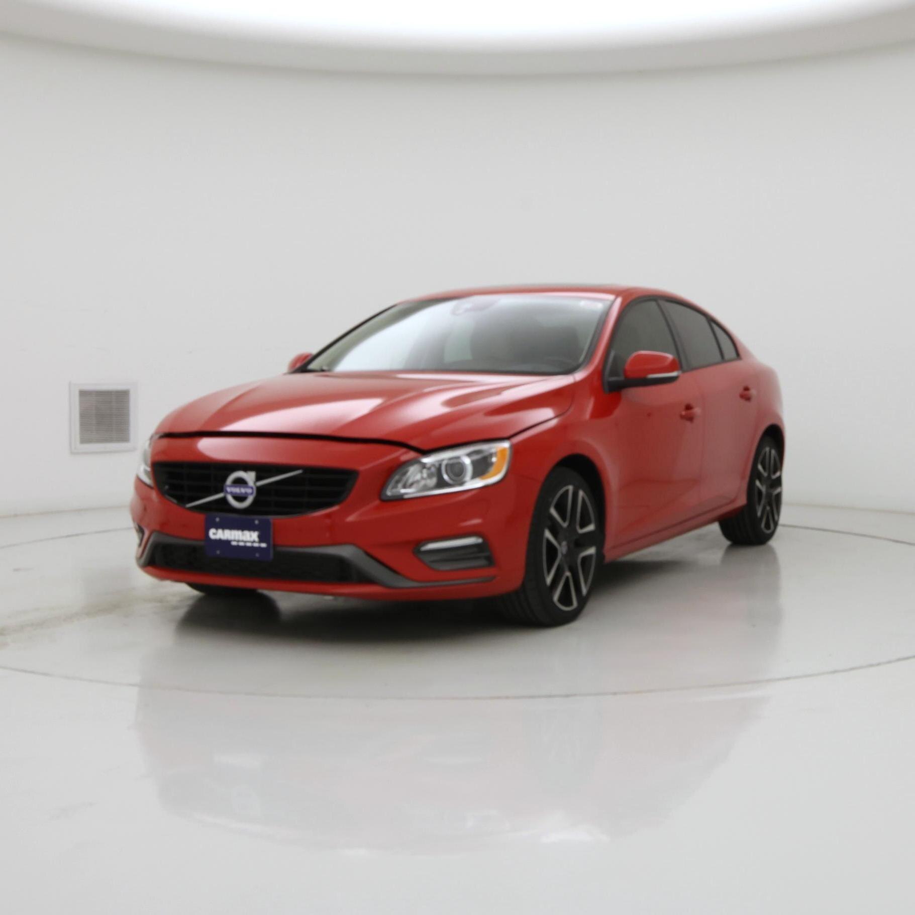 Thumbnail: 2018 Volvo S60 - 4