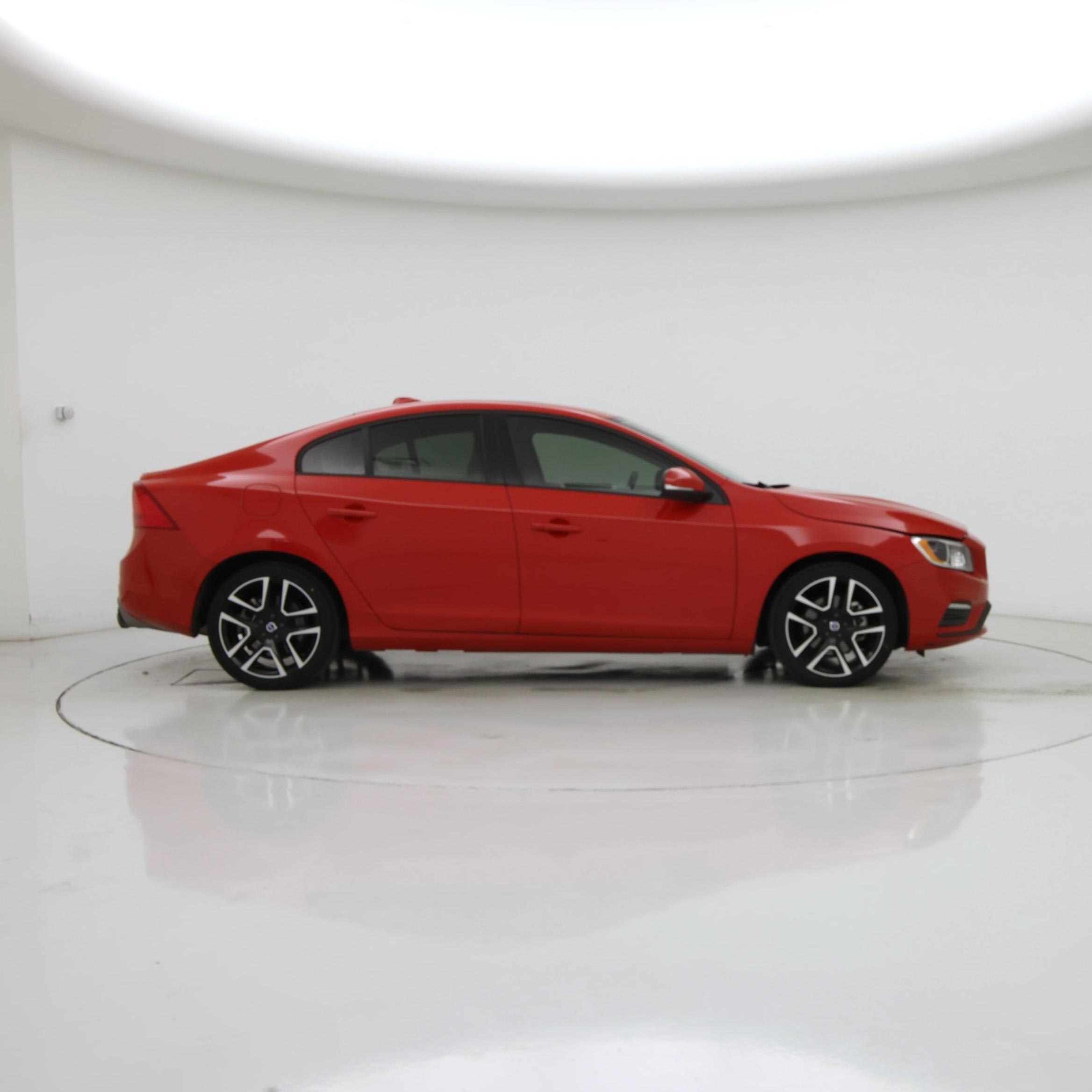 Thumbnail: 2018 Volvo S60 - 7