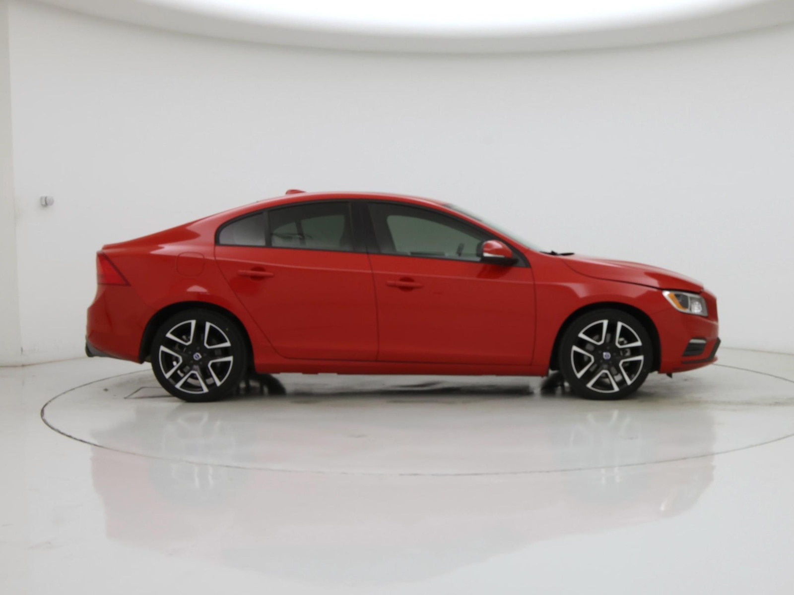 2018 Volvo S60 Dynamic - Photo 8