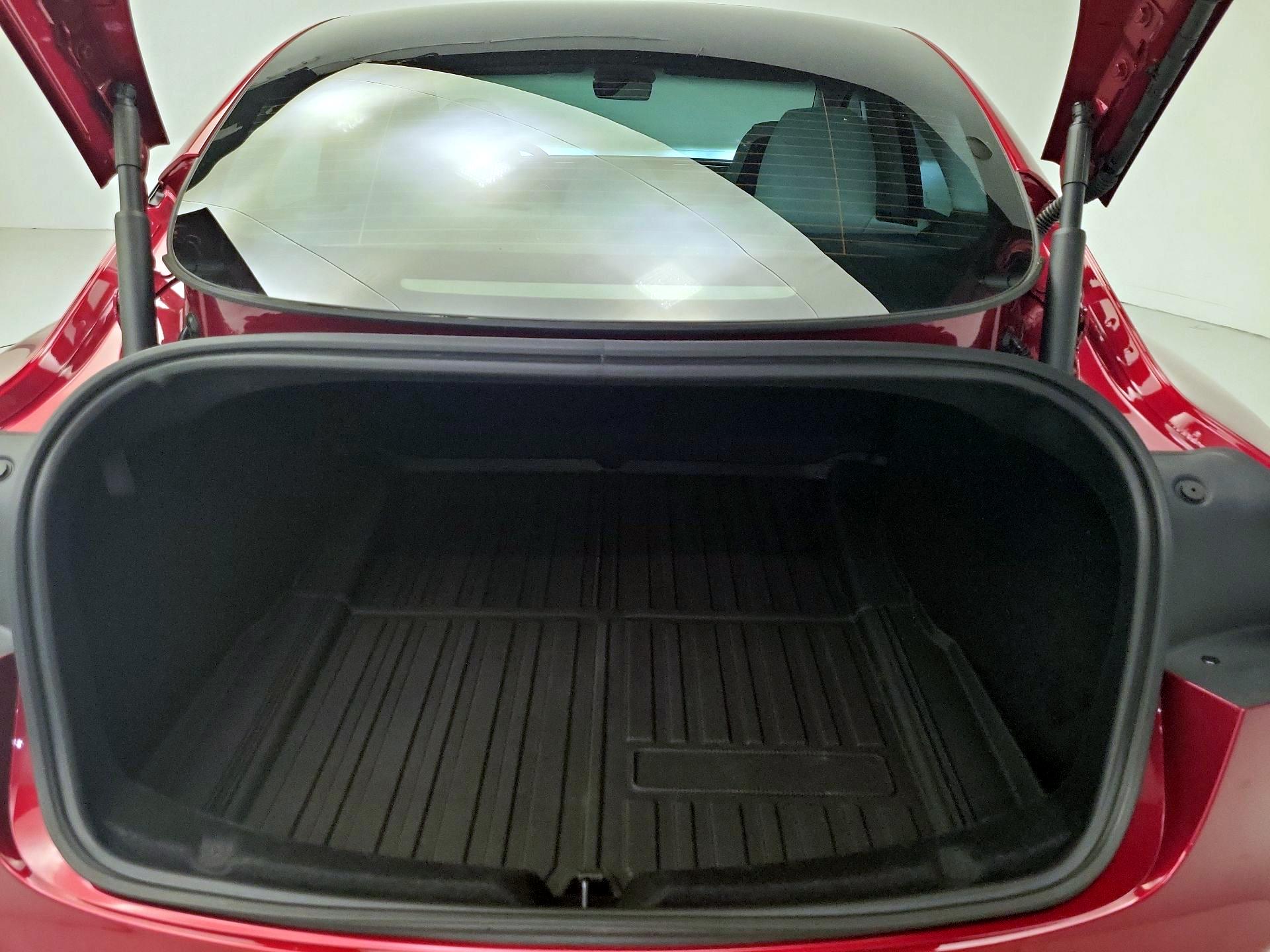 Thumbnail: 2025 Tesla Model 3 - 20