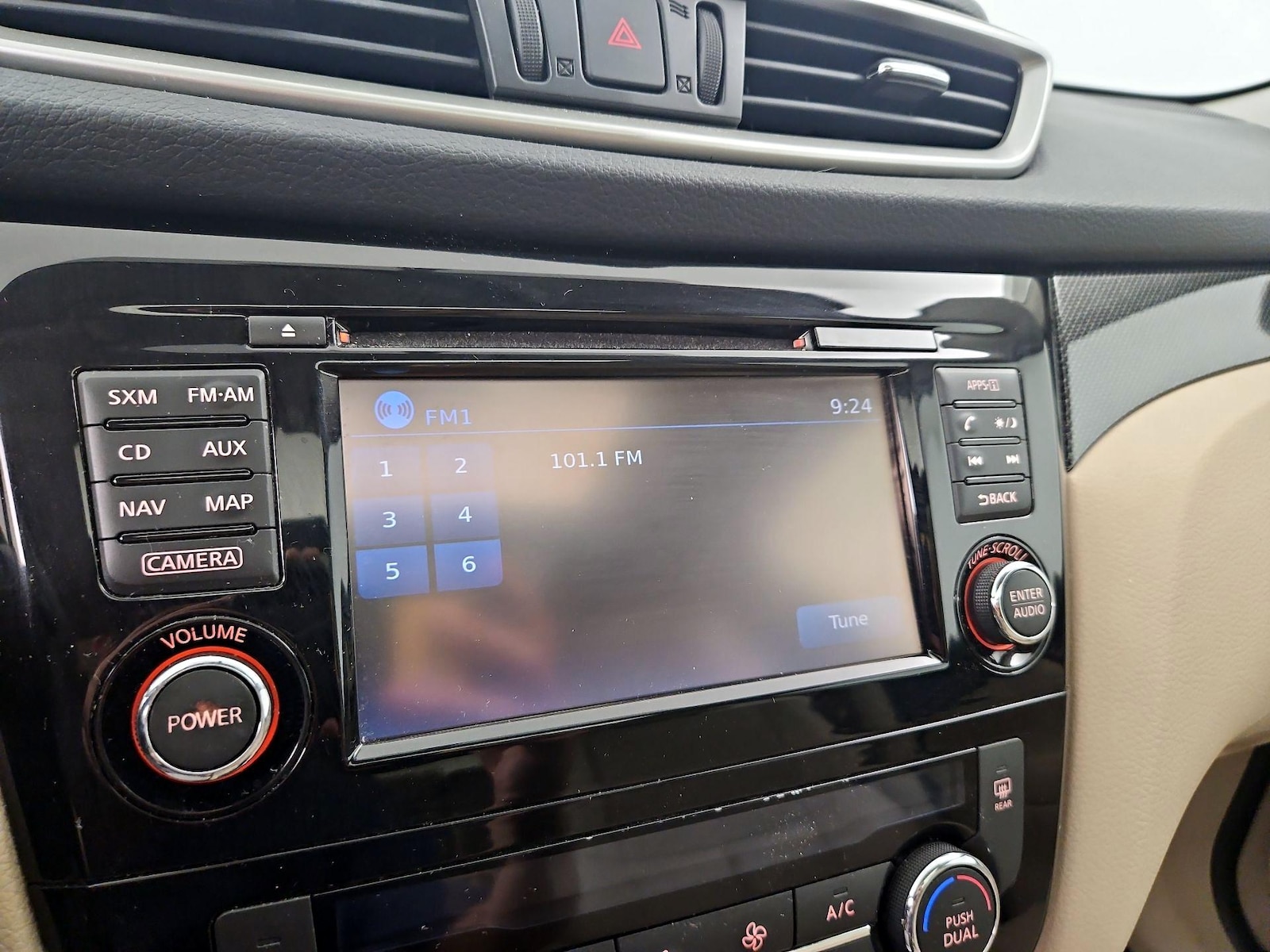 2016 Nissan Rogue SL - Photo 17