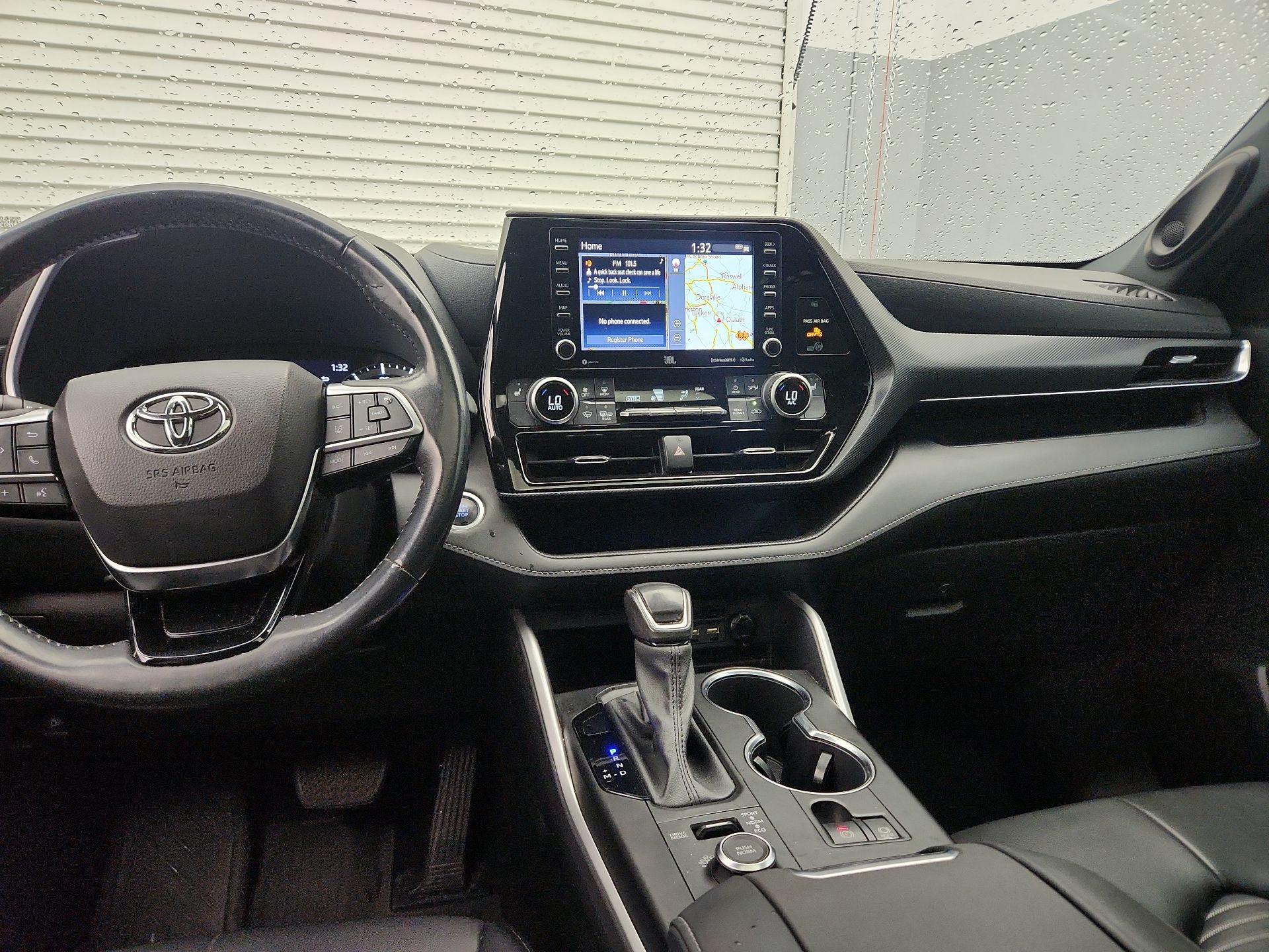 Thumbnail: 2021 Toyota Highlander - 9