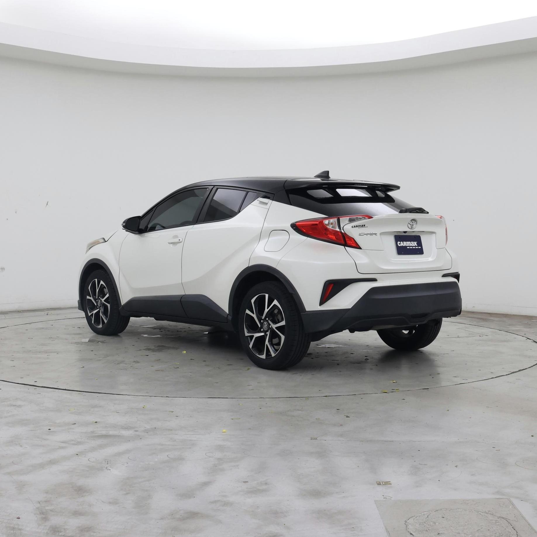 Thumbnail: 2018 Toyota C-HR - 2