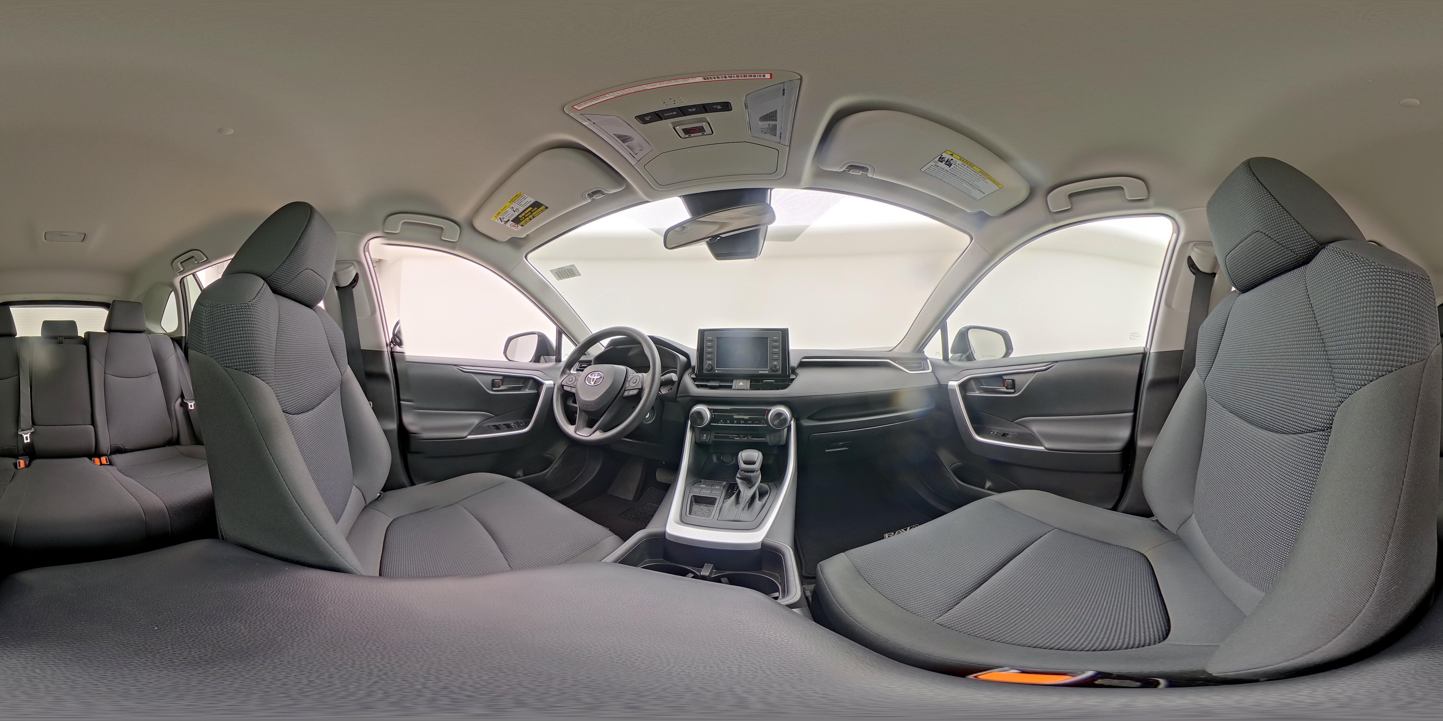 2022 Toyota RAV4 LE - Photo 23