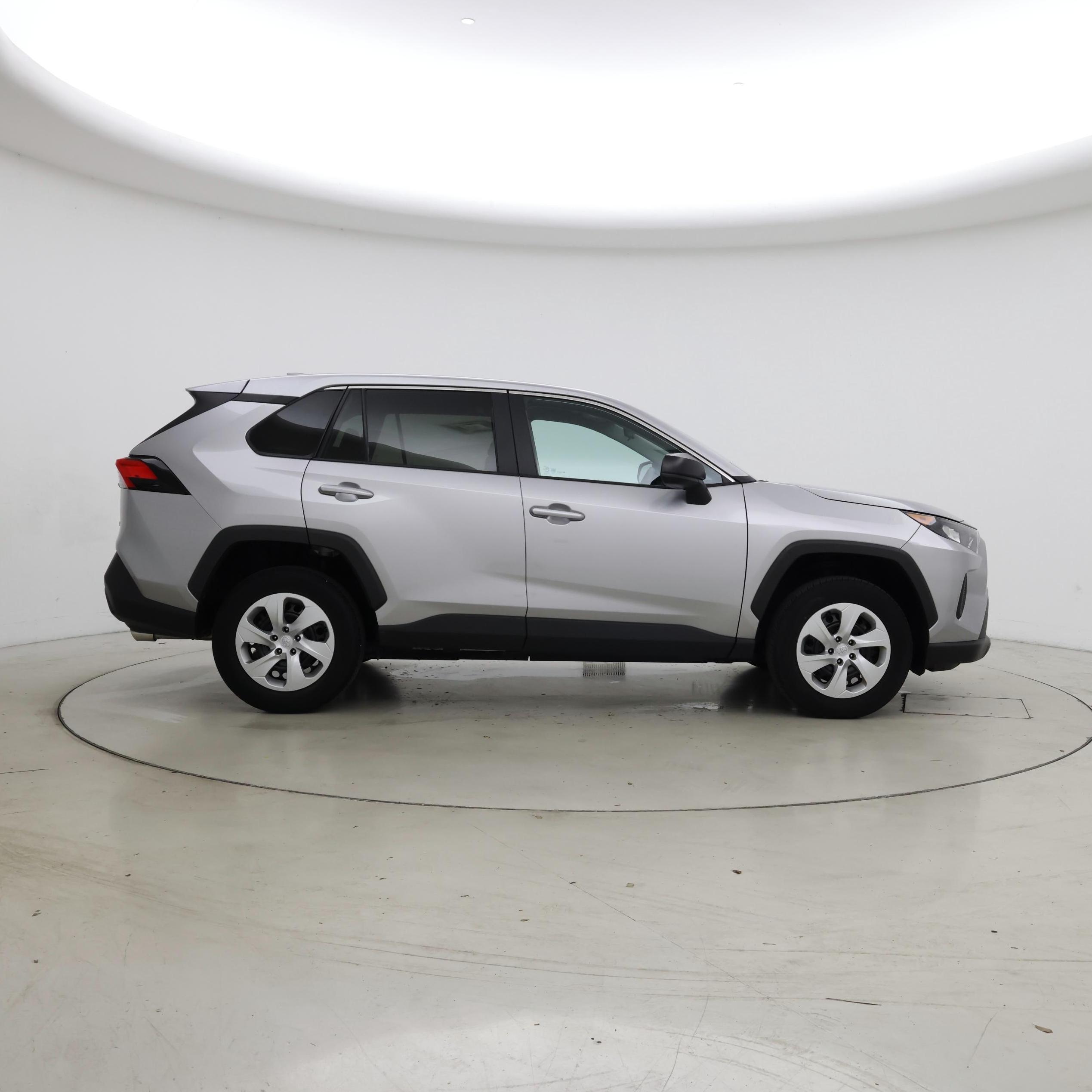 Thumbnail: 2022 Toyota RAV4 - 7