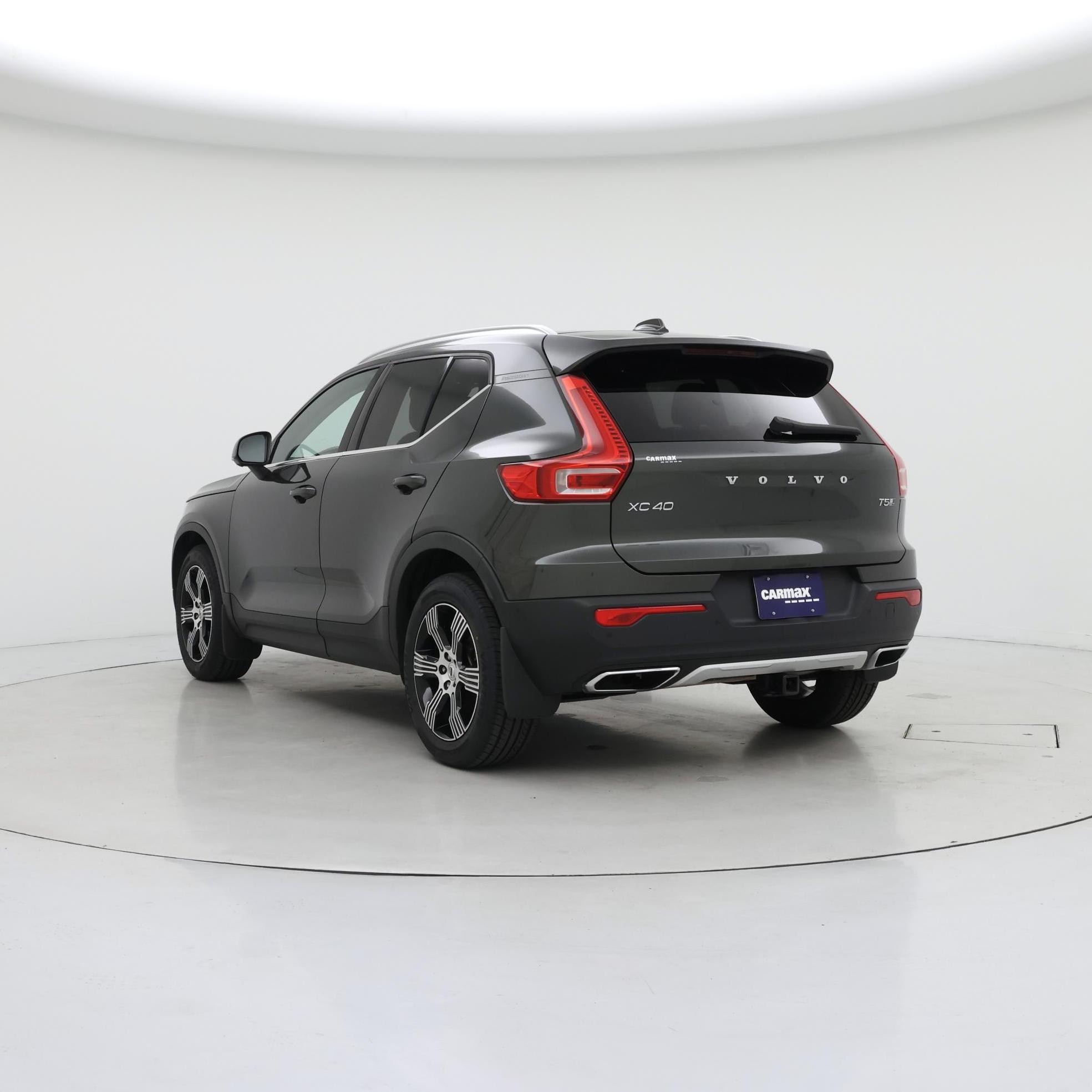 Thumbnail: 2019 Volvo XC40 - 2