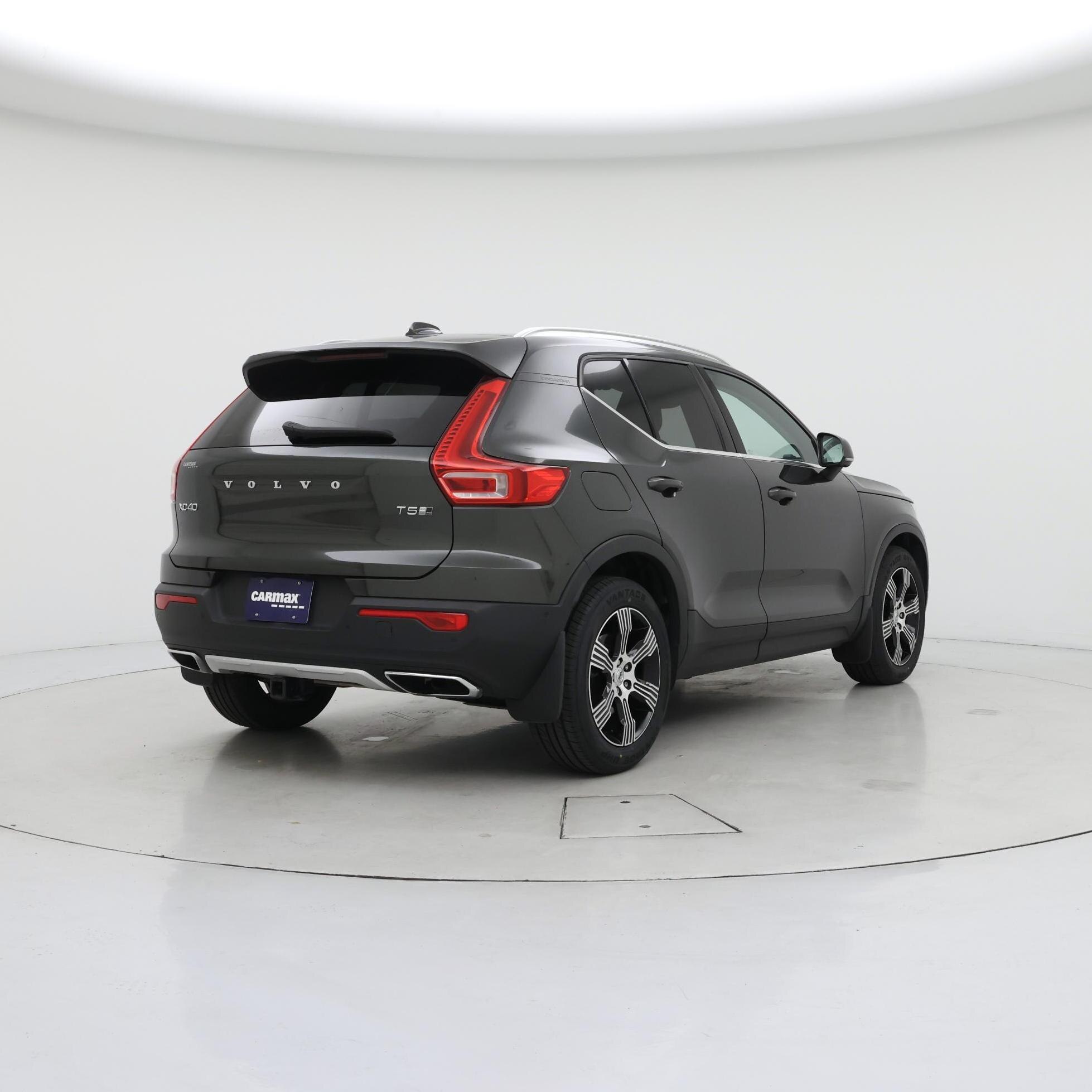 Thumbnail: 2019 Volvo XC40 - 8