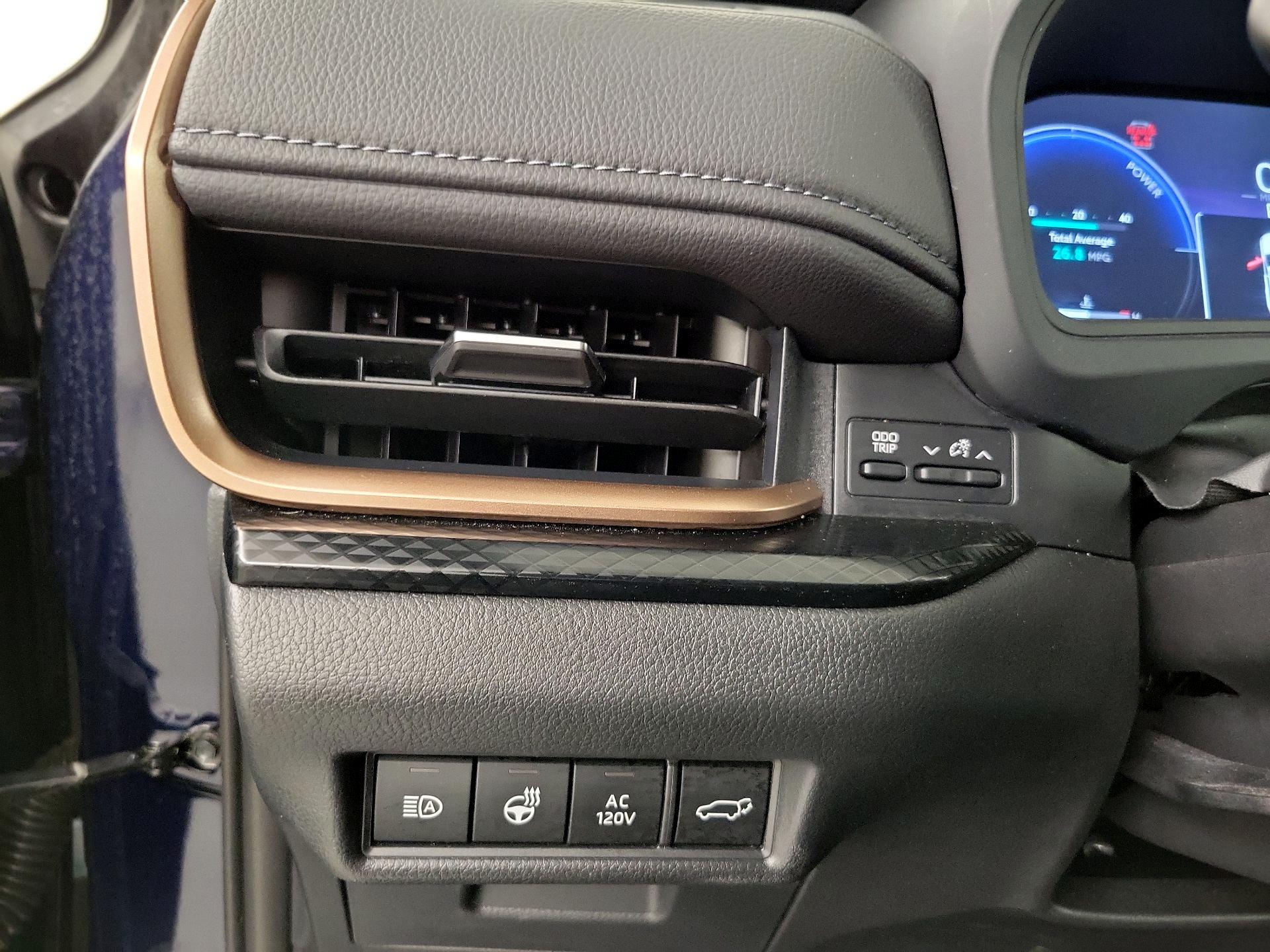 Thumbnail: 2025 Toyota Highlander - 11