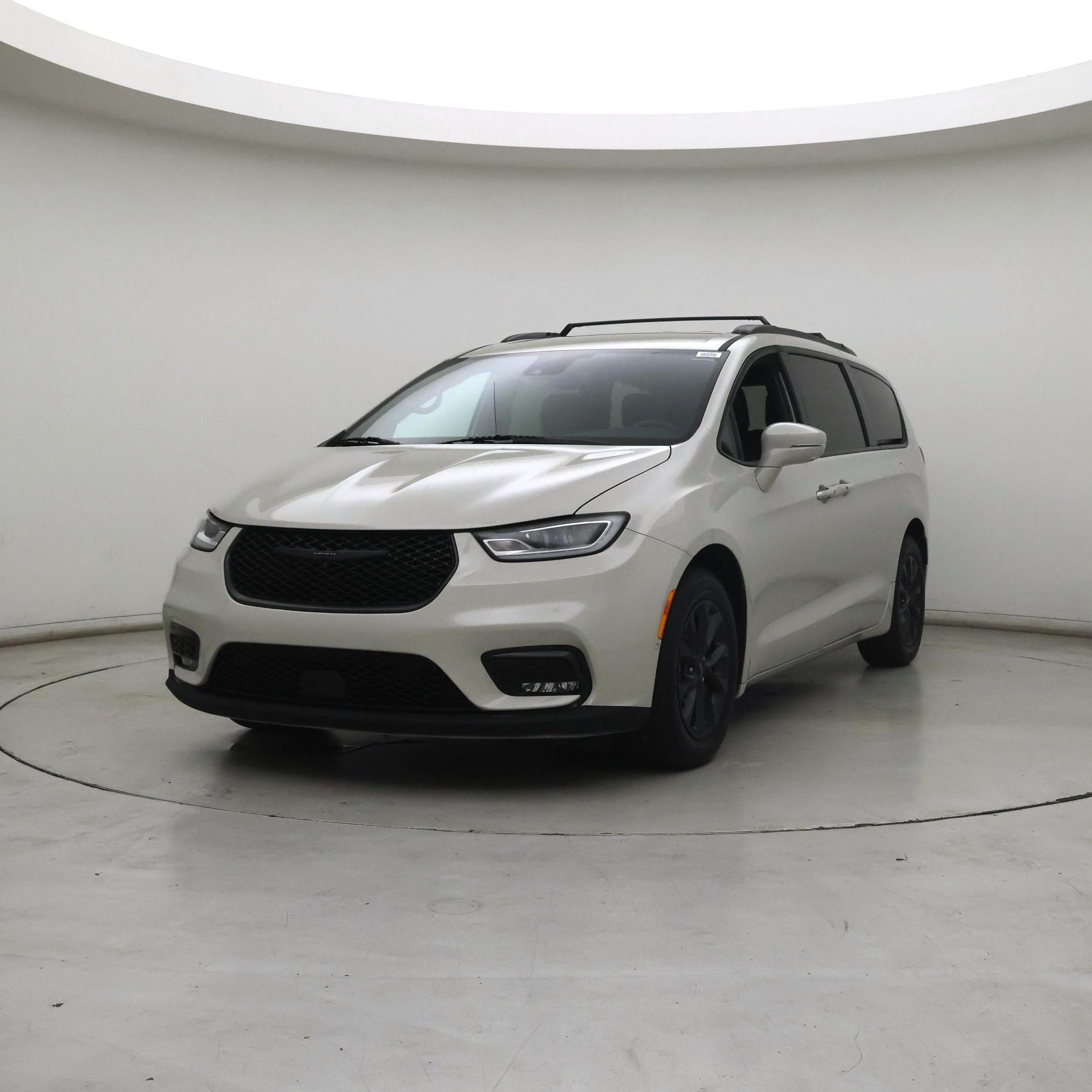 Thumbnail: 2021 Chrysler Pacifica - 4