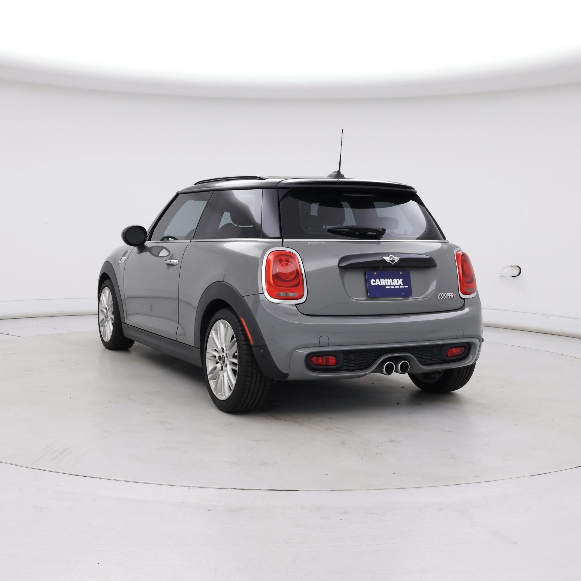 Thumbnail: 2017 MINI Cooper Hardtop - 2