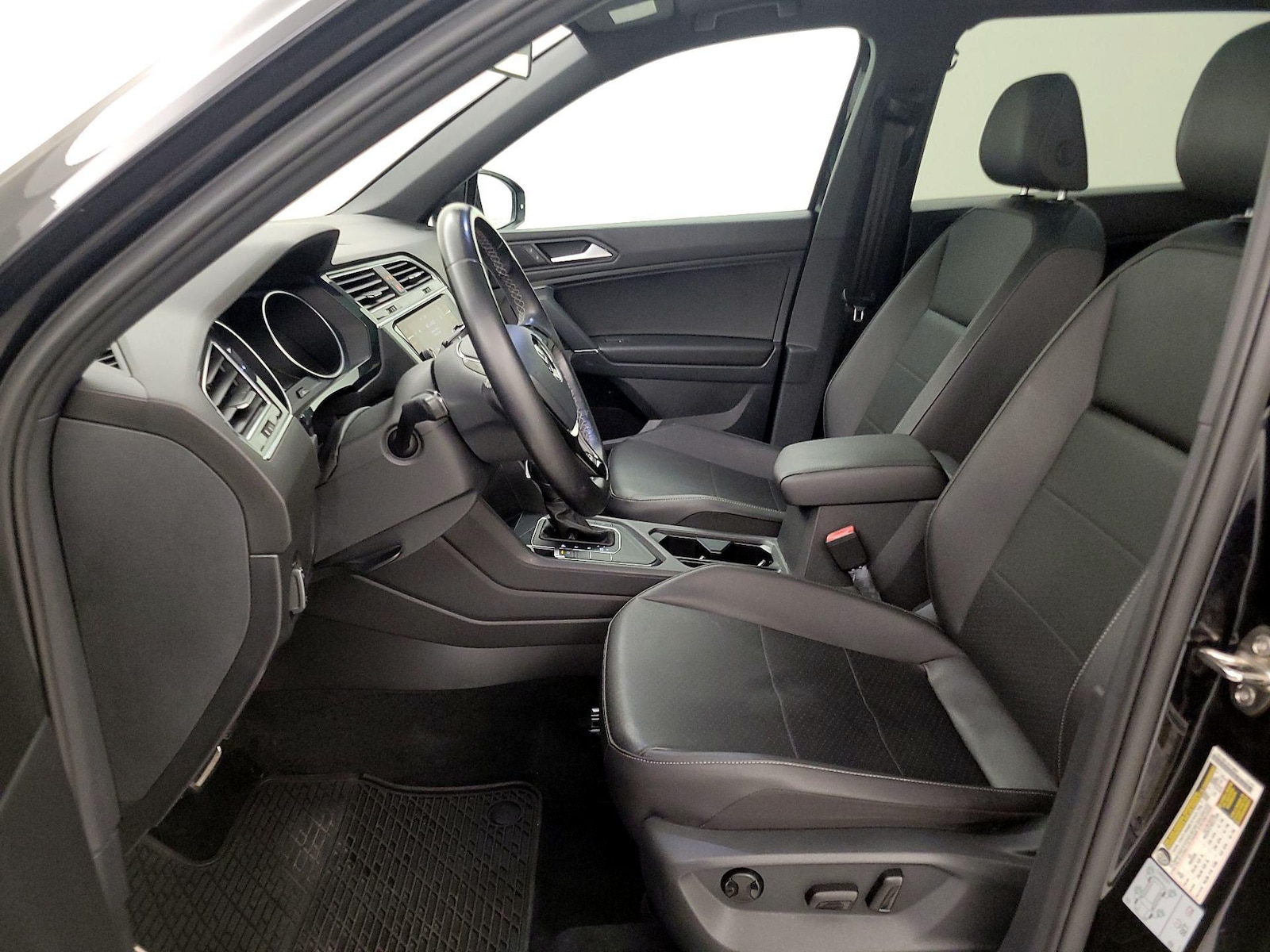 2020 Volkswagen Tiguan SE R-LINE BLACK - Photo 12