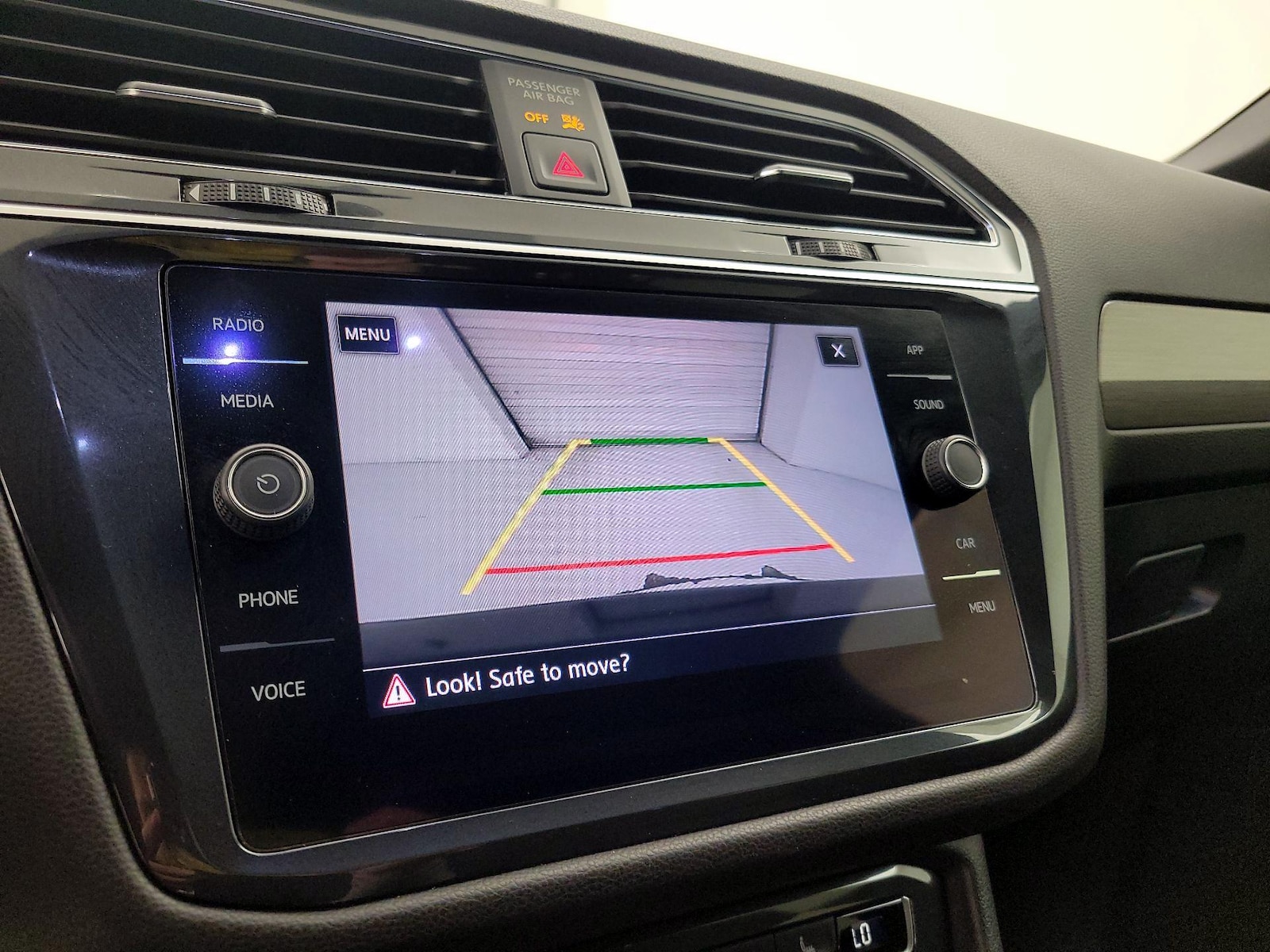 2020 Volkswagen Tiguan SE R-LINE BLACK - Photo 15