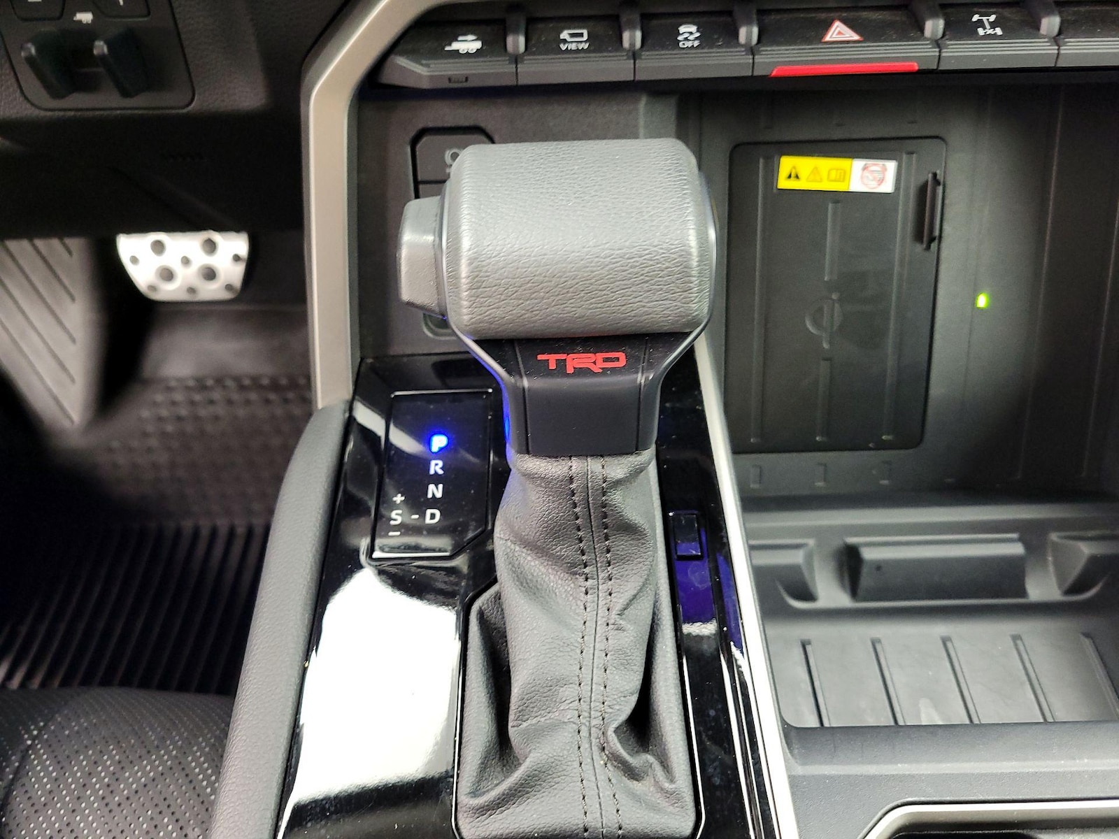 2023 Toyota Tundra Limited - Photo 18