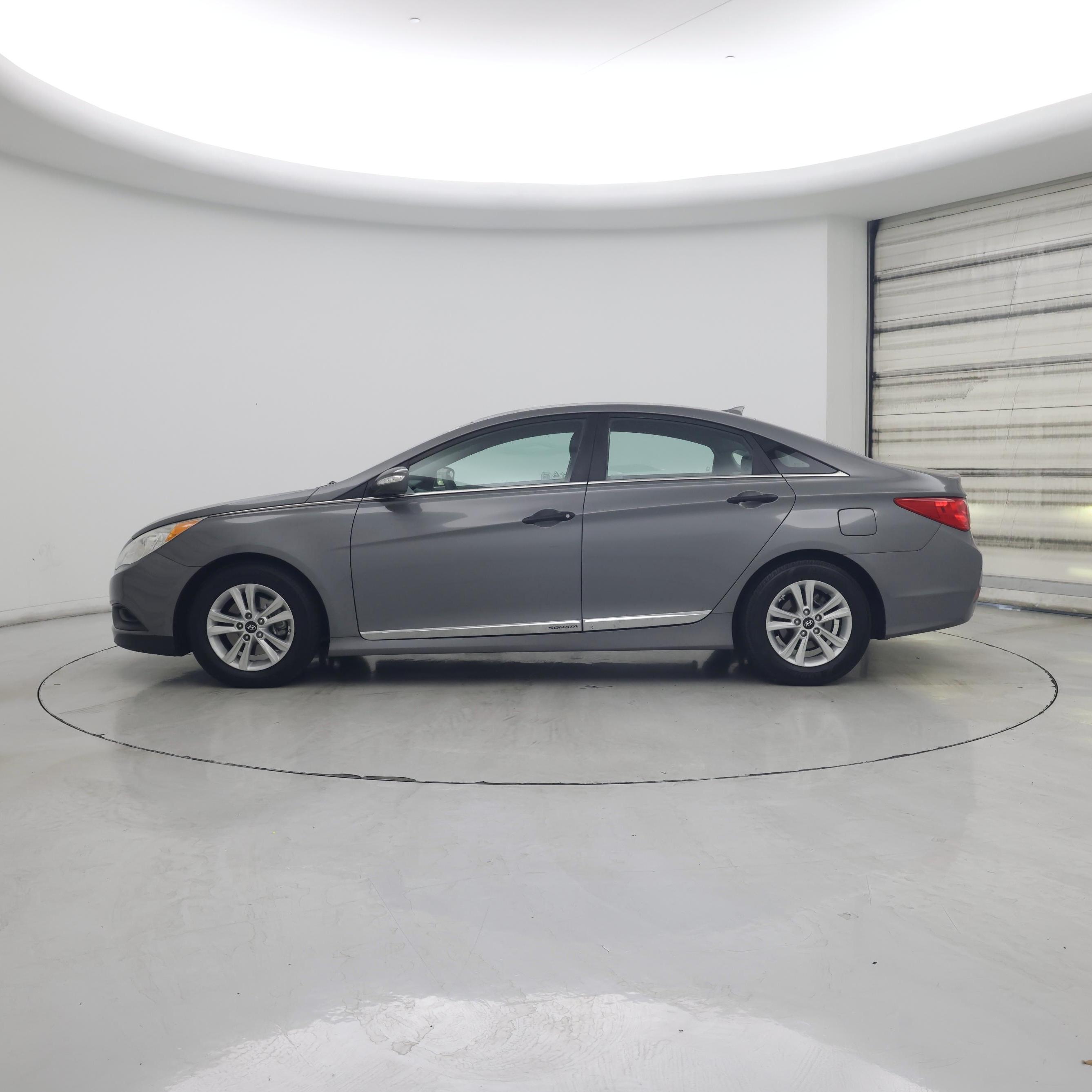 Thumbnail: 2014 Hyundai Sonata - 3
