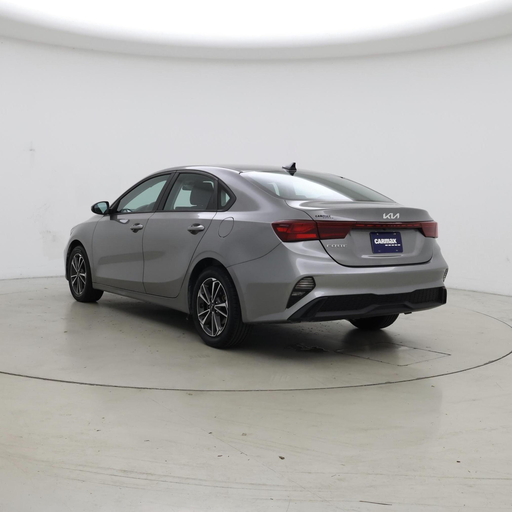 Thumbnail: 2022 Kia Forte - 2