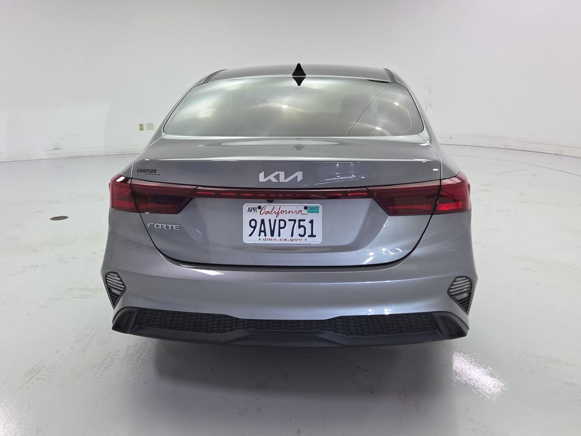Thumbnail: 2022 Kia Forte - 6