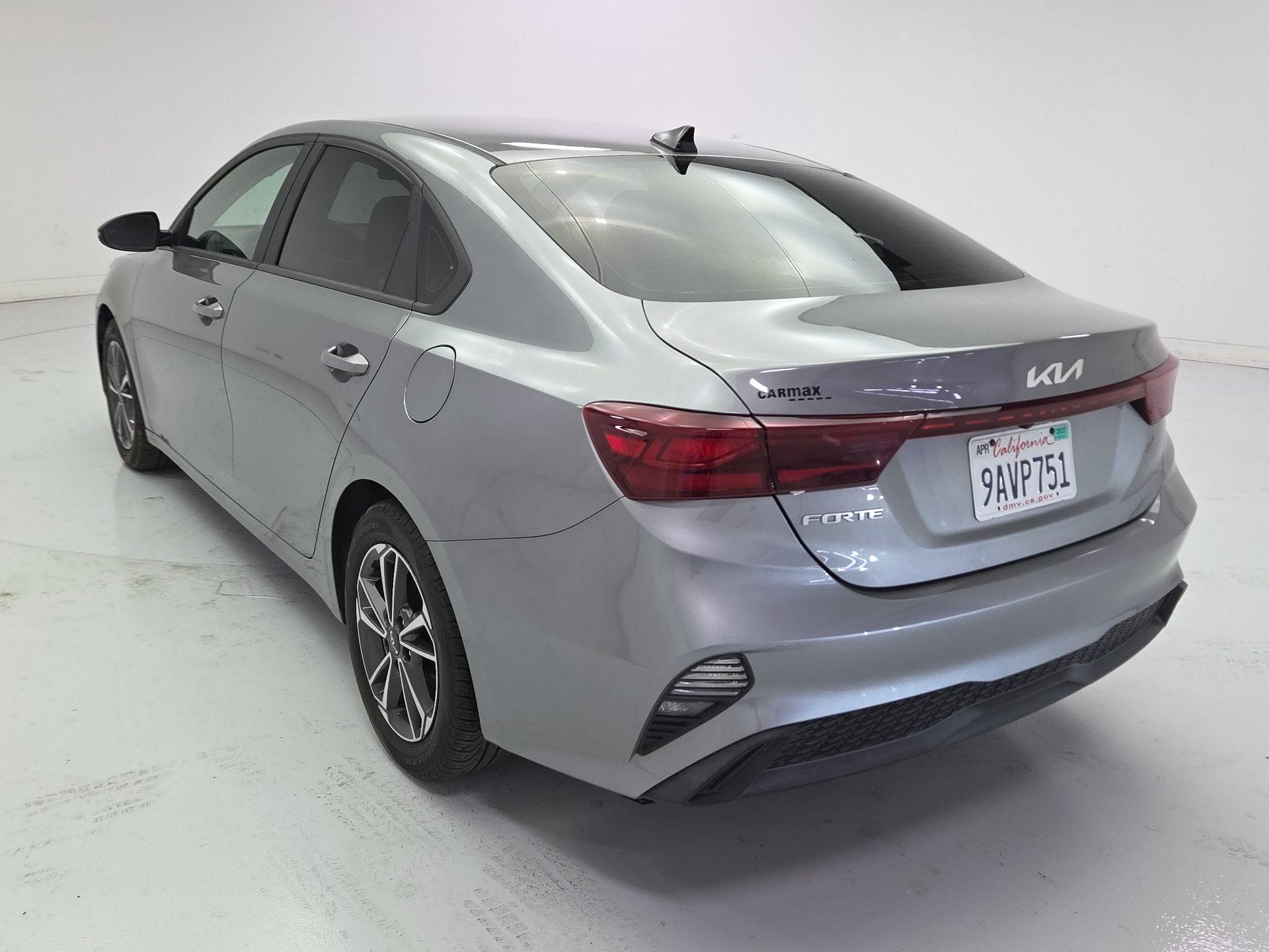 Thumbnail: 2022 Kia Forte - 7