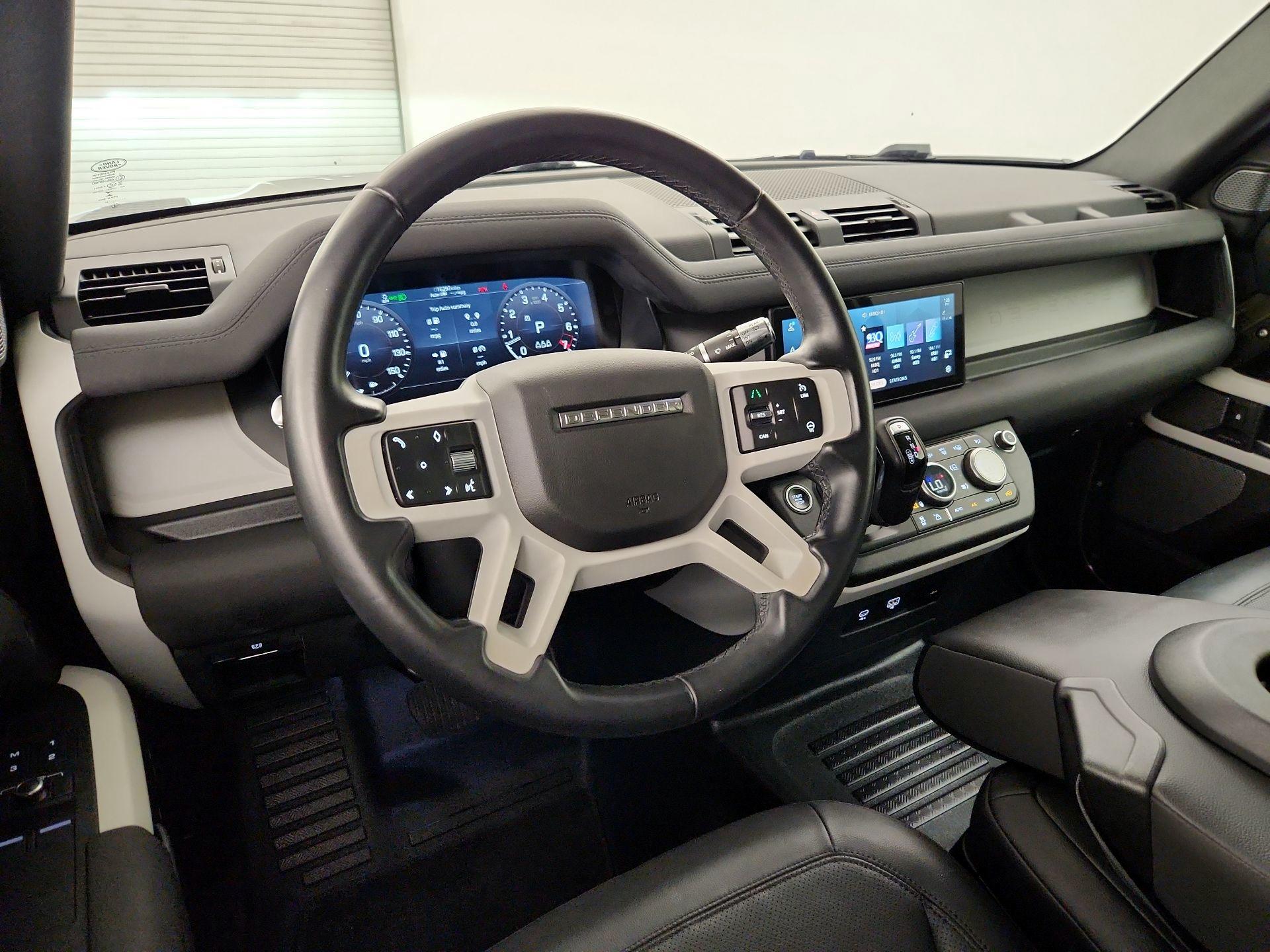 Thumbnail: 2021 Land Rover Defender - 9