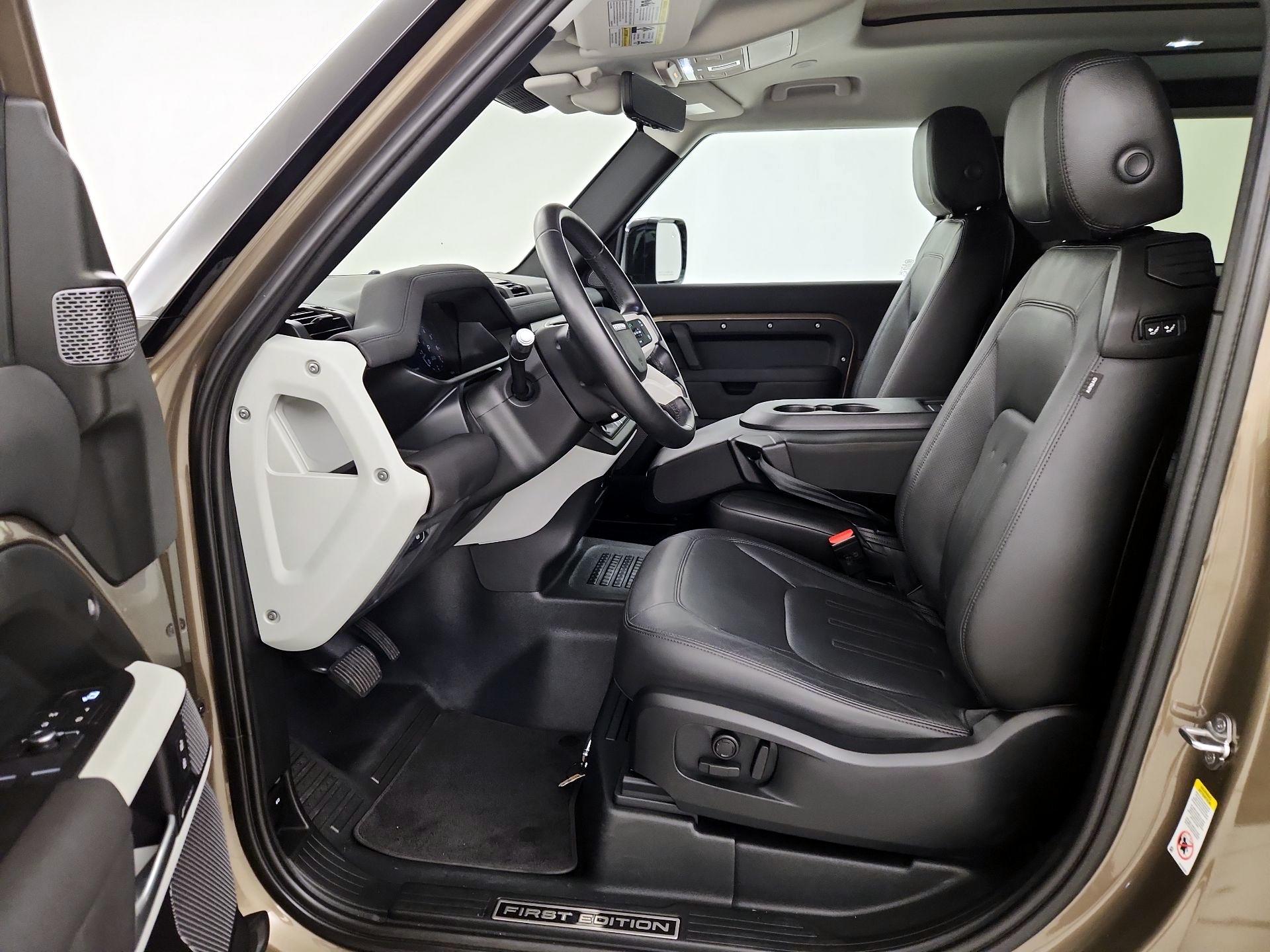 Thumbnail: 2021 Land Rover Defender - 11