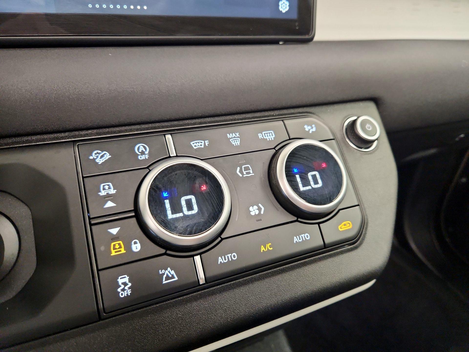 Thumbnail: 2021 Land Rover Defender - 16