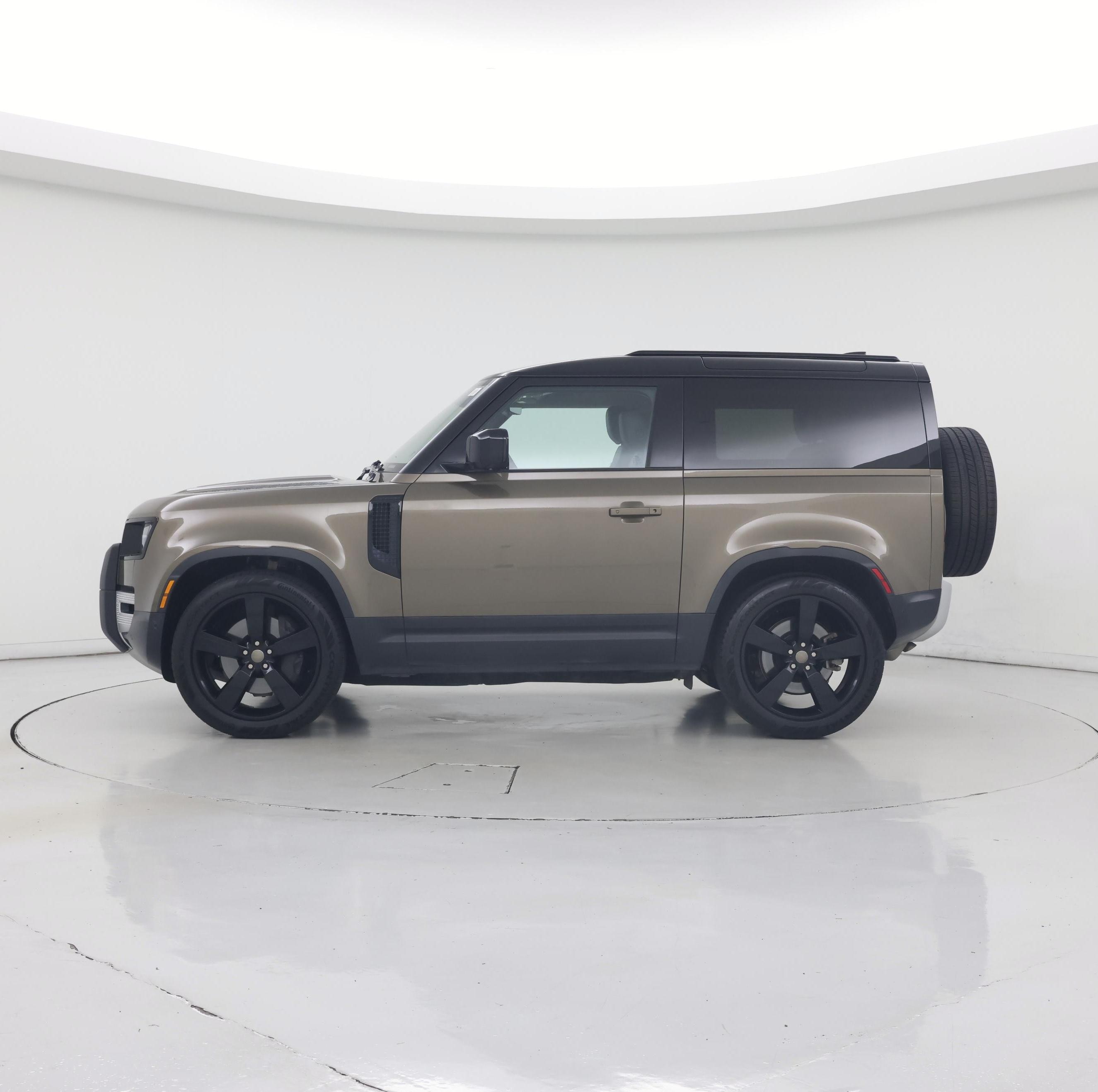 Thumbnail: 2021 Land Rover Defender - 3