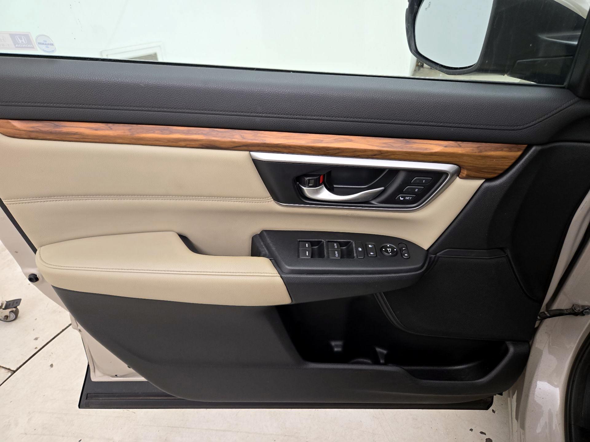 Thumbnail: 2019 Honda CR-V - 12