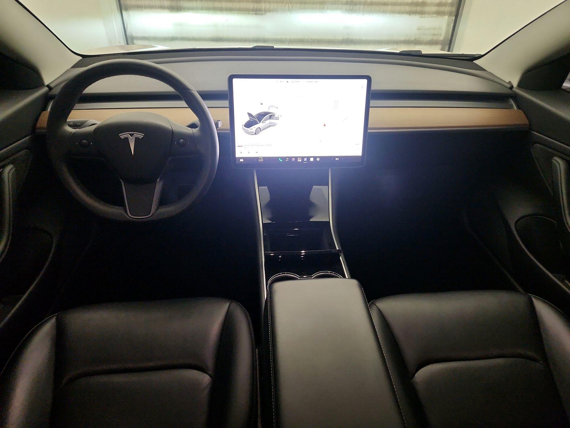 Thumbnail: 2020 Tesla Model 3 - 9