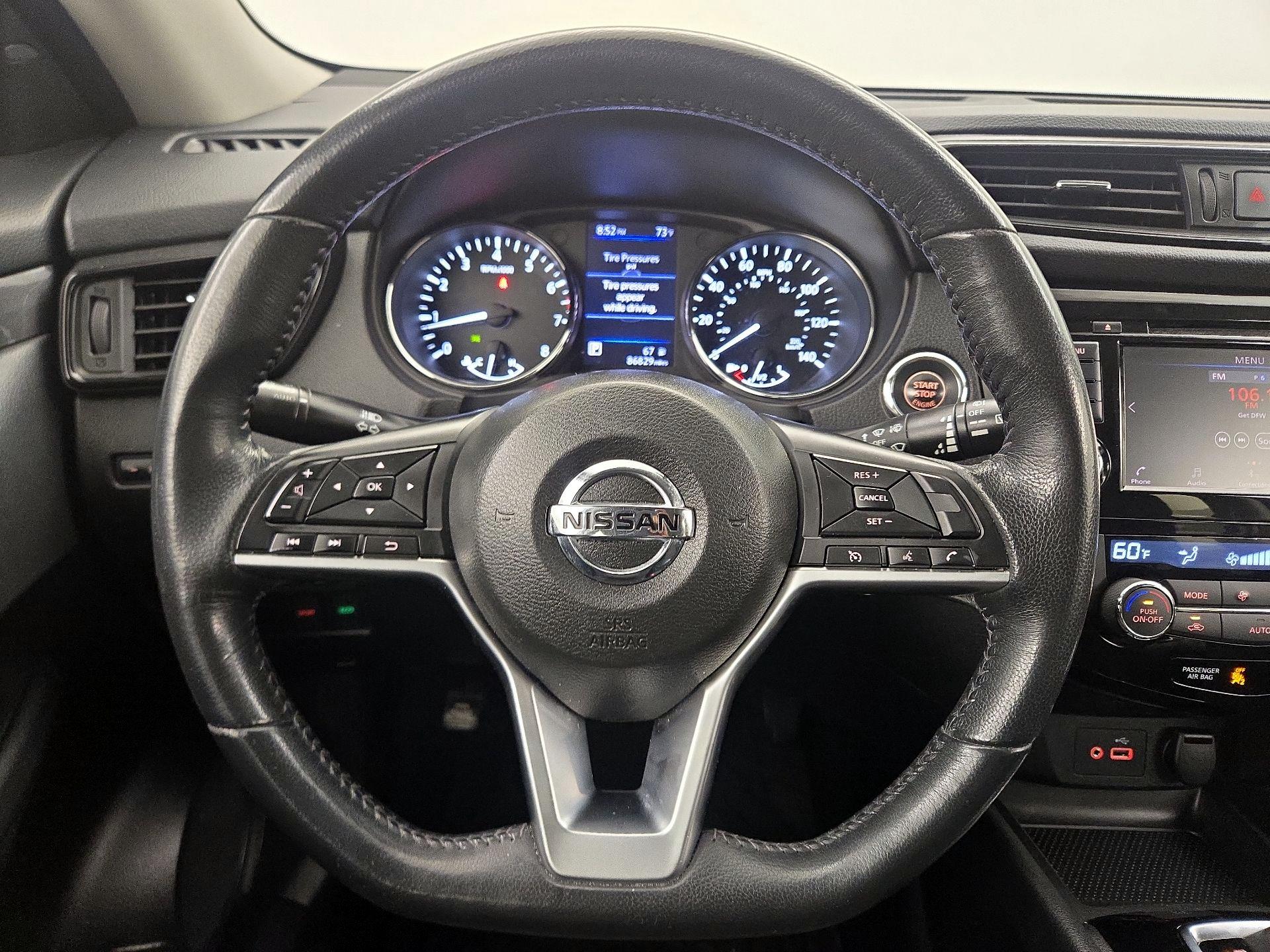 Thumbnail: 2018 Nissan Rogue - 10