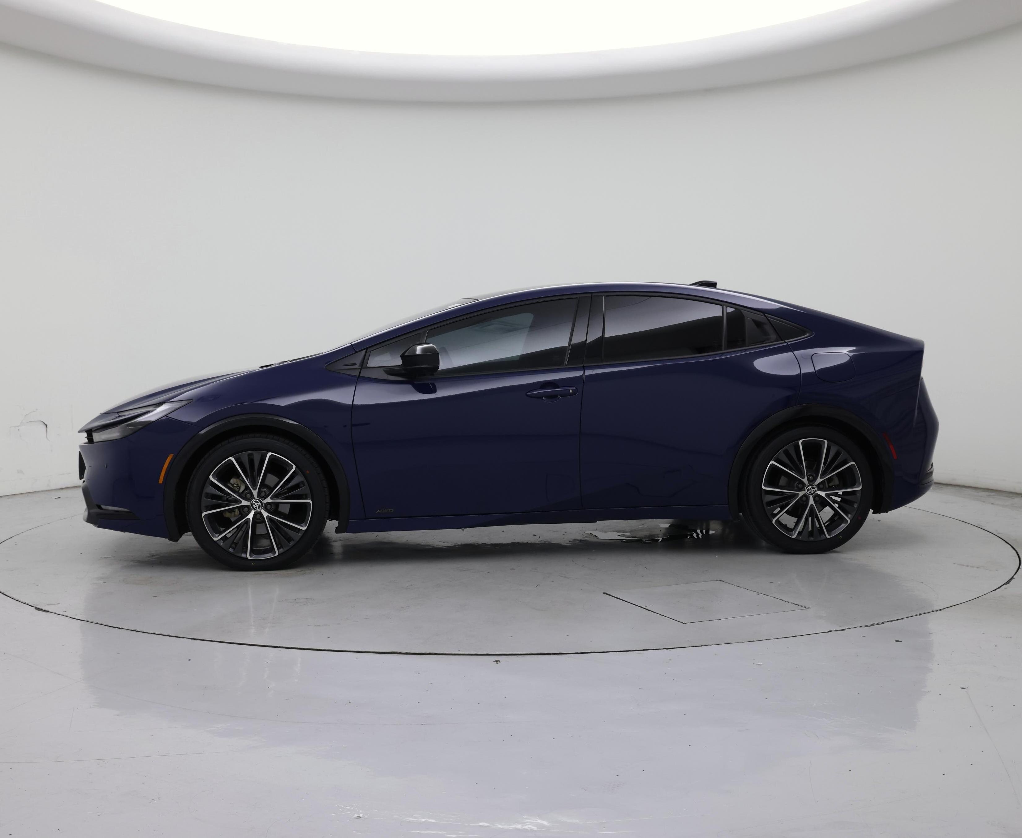 Thumbnail: 2024 Toyota Prius - 3