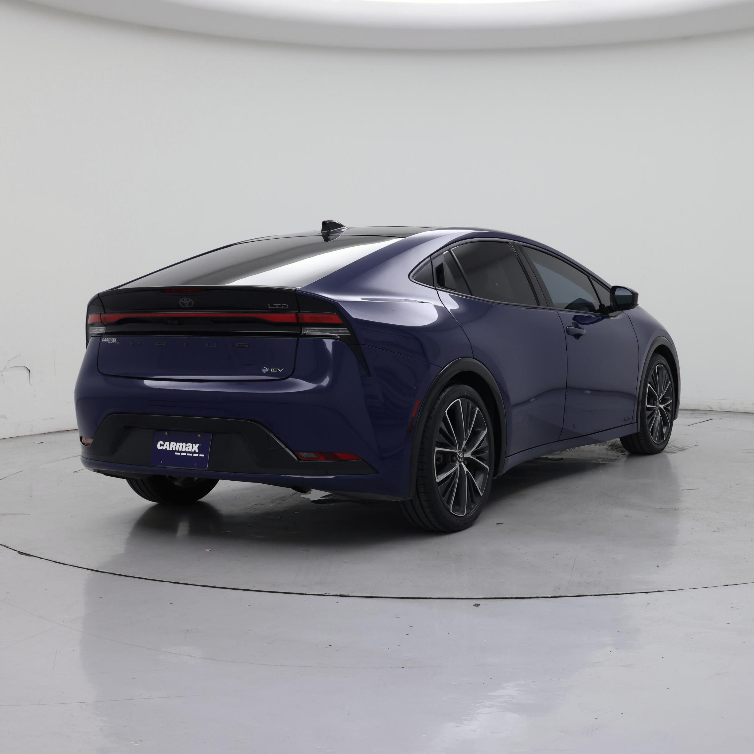 Thumbnail: 2024 Toyota Prius - 8